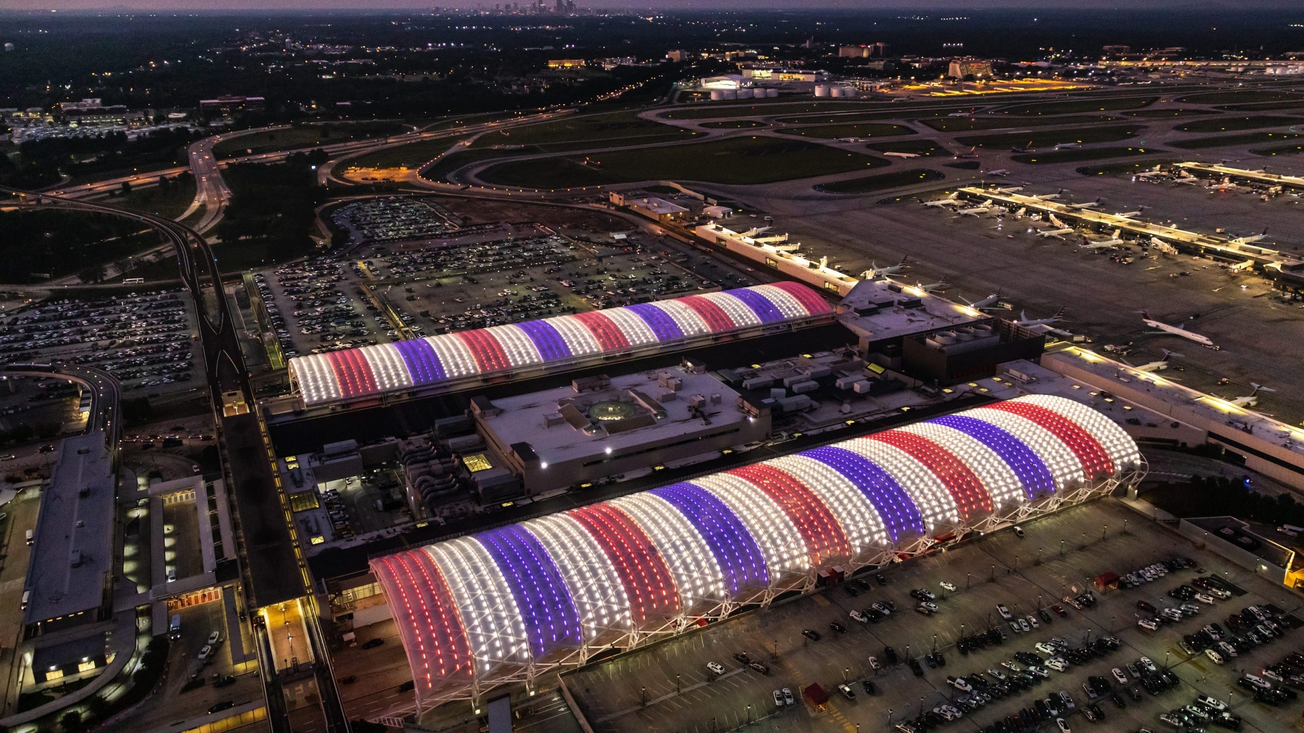 Hartsfield-Jackson Atlanta International Airport, Partnerships, Inclusive innovation, 2560x1440 HD Desktop