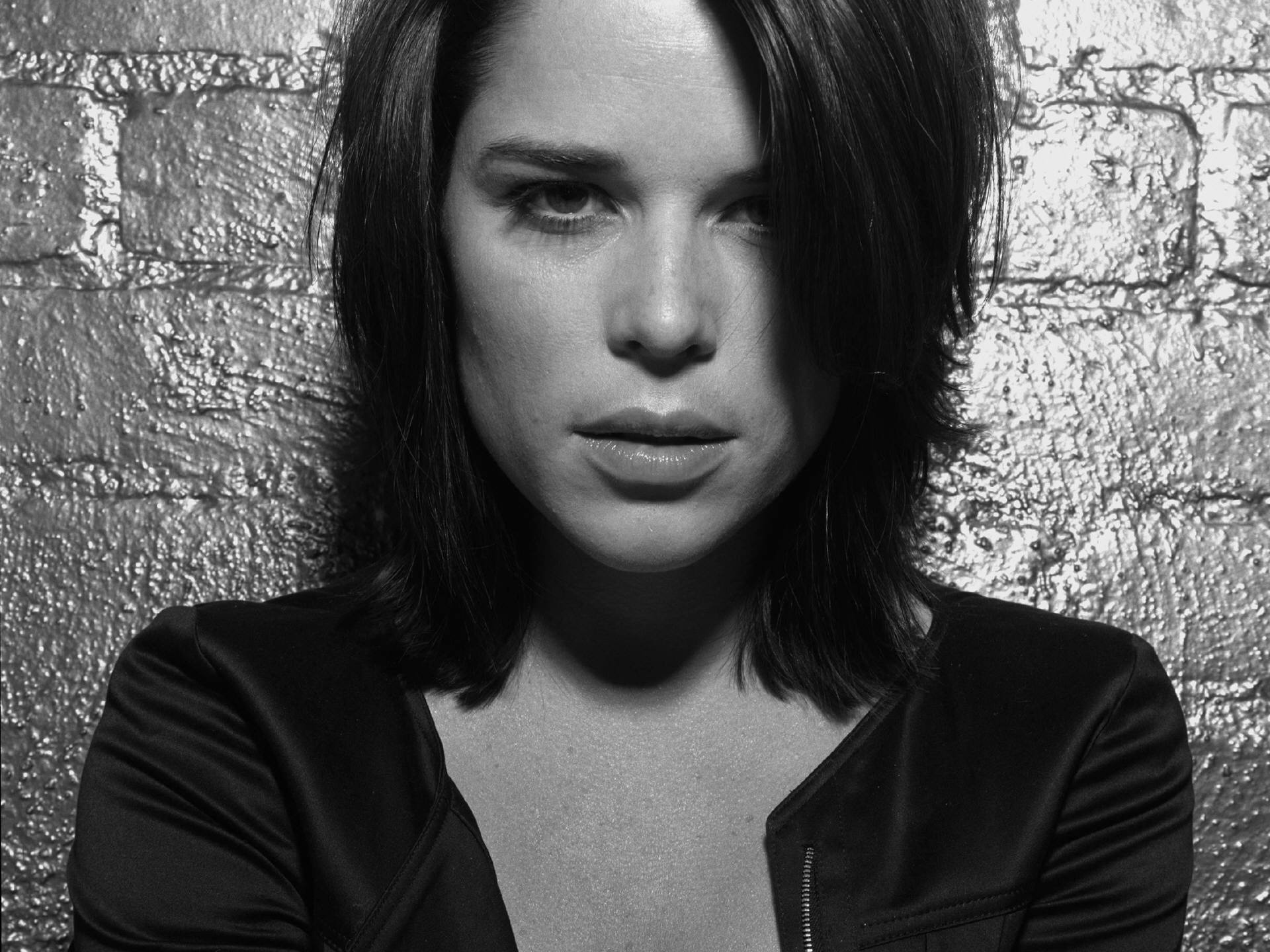 Monochrome Neve Campbell, Striking wallpaper, Unique aesthetic, Desktop enhancement, 1920x1440 HD Desktop