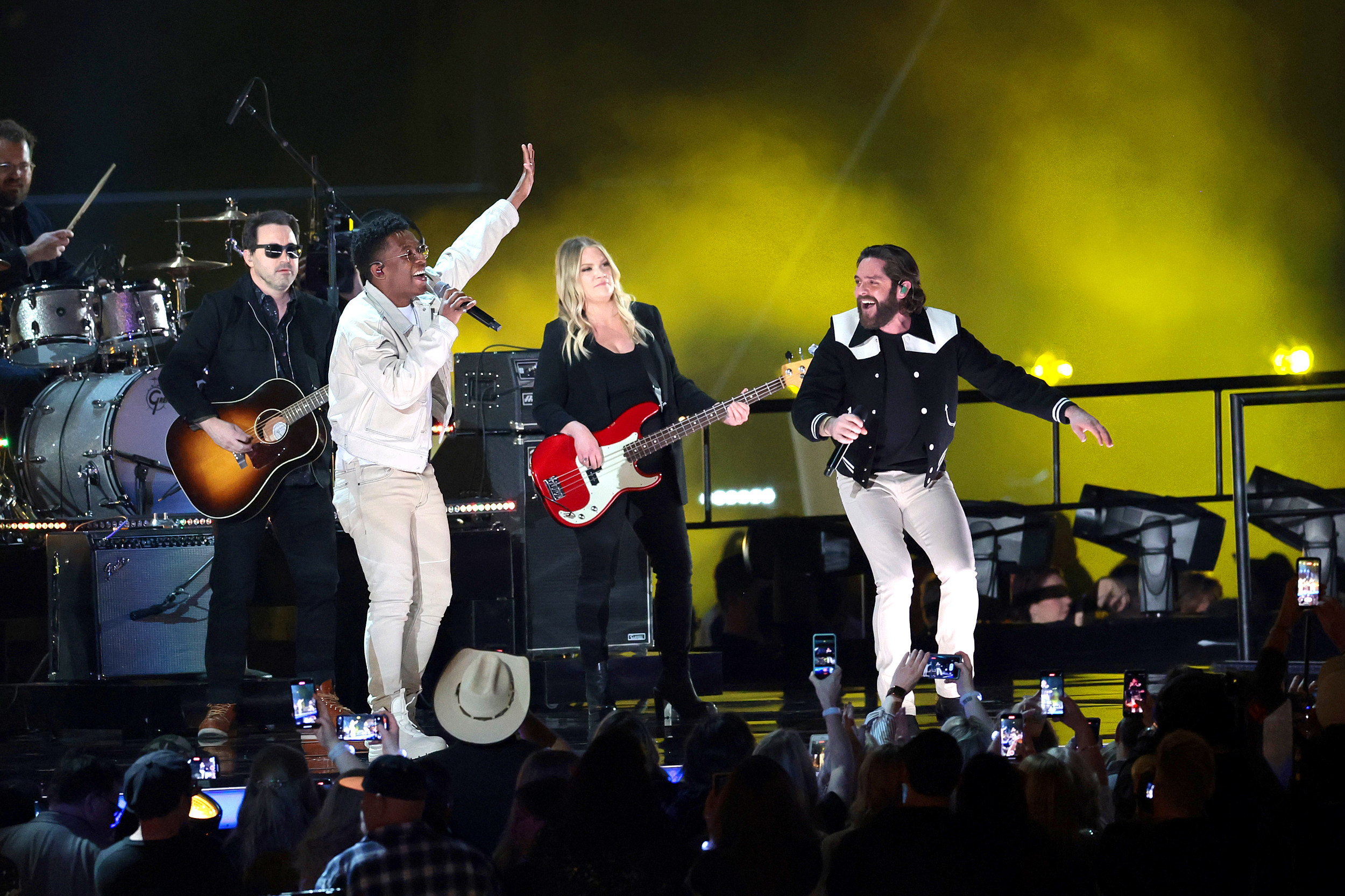 Breland and Thomas Rhett Sure Did 'Praise the Lord' at 2022 ACMs 2500x1670