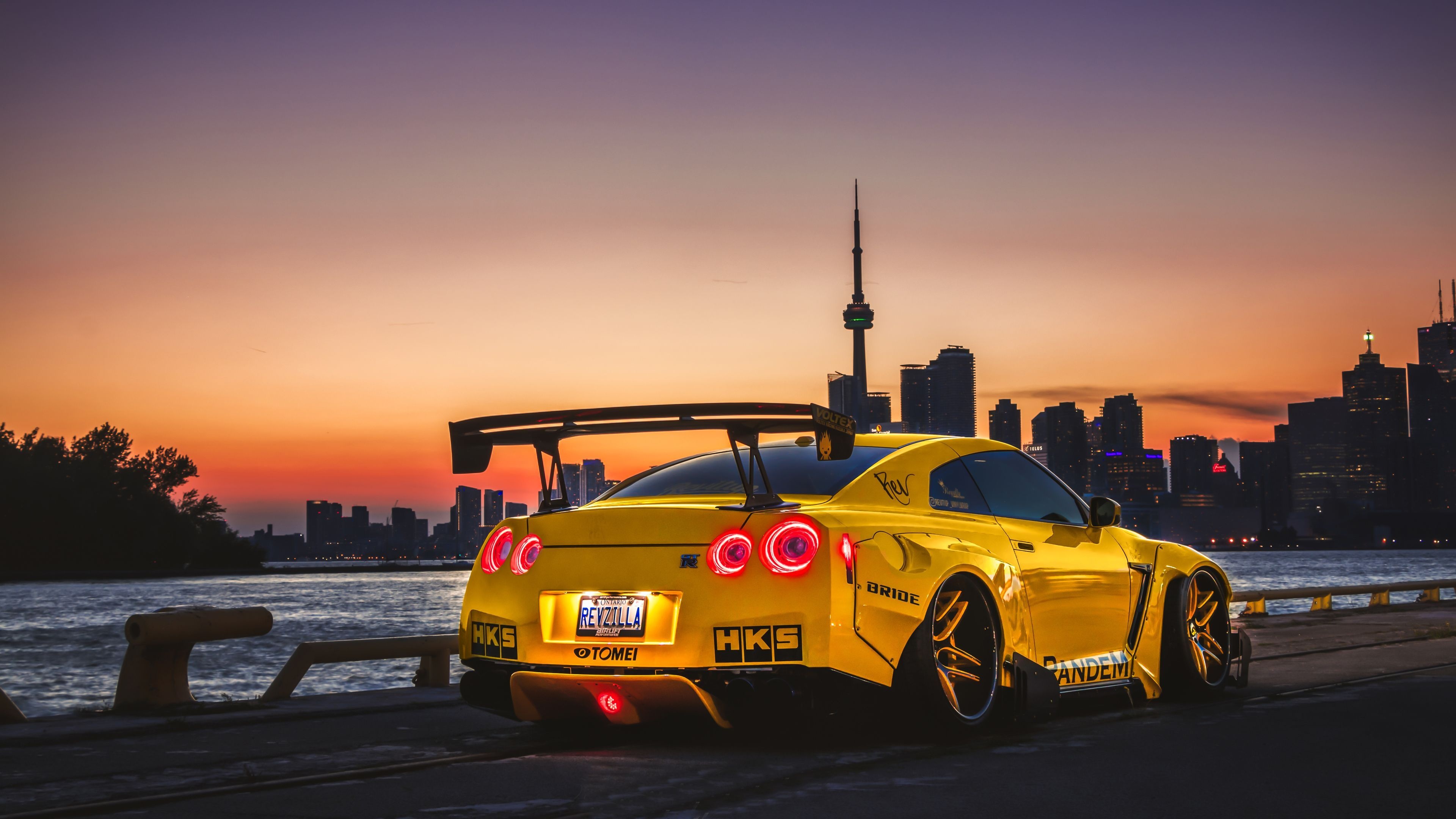 Nissan GT-R