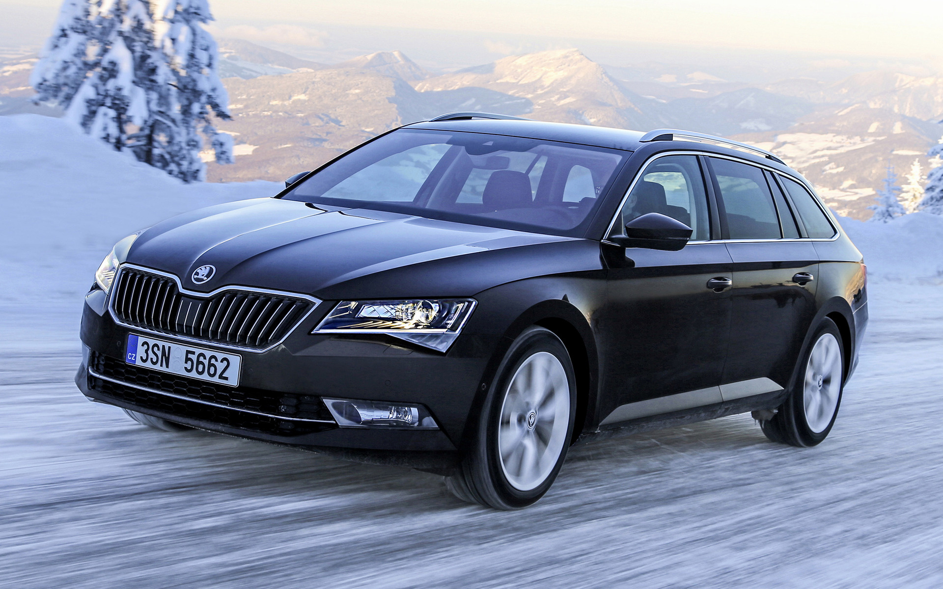 Skoda Superb Combi, Spacious interior, Cutting-edge features, Premium design, 1920x1200 HD Desktop