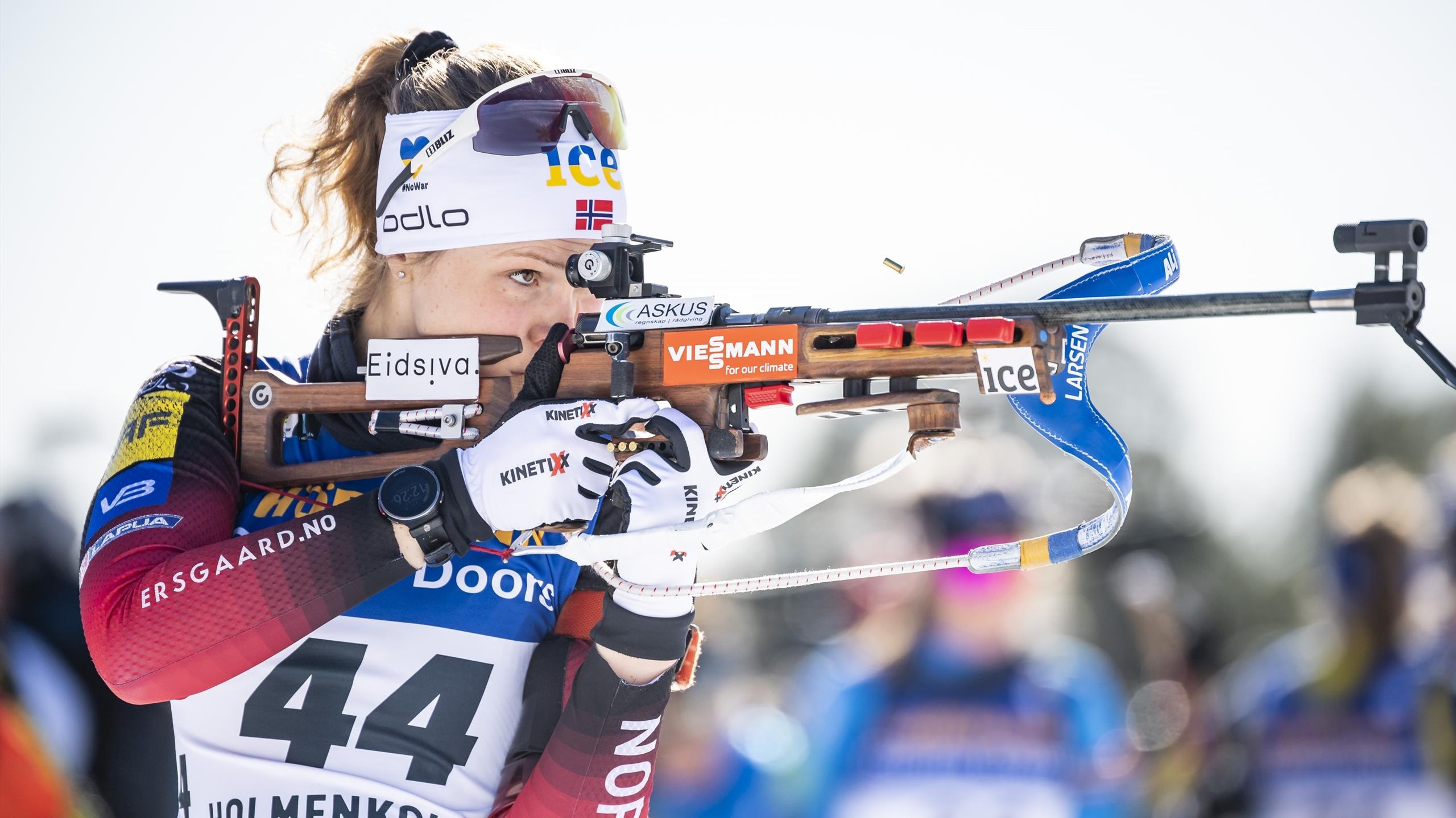 Karoline Knotten, Biathlon Wallpaper, 2560x1440 HD Desktop