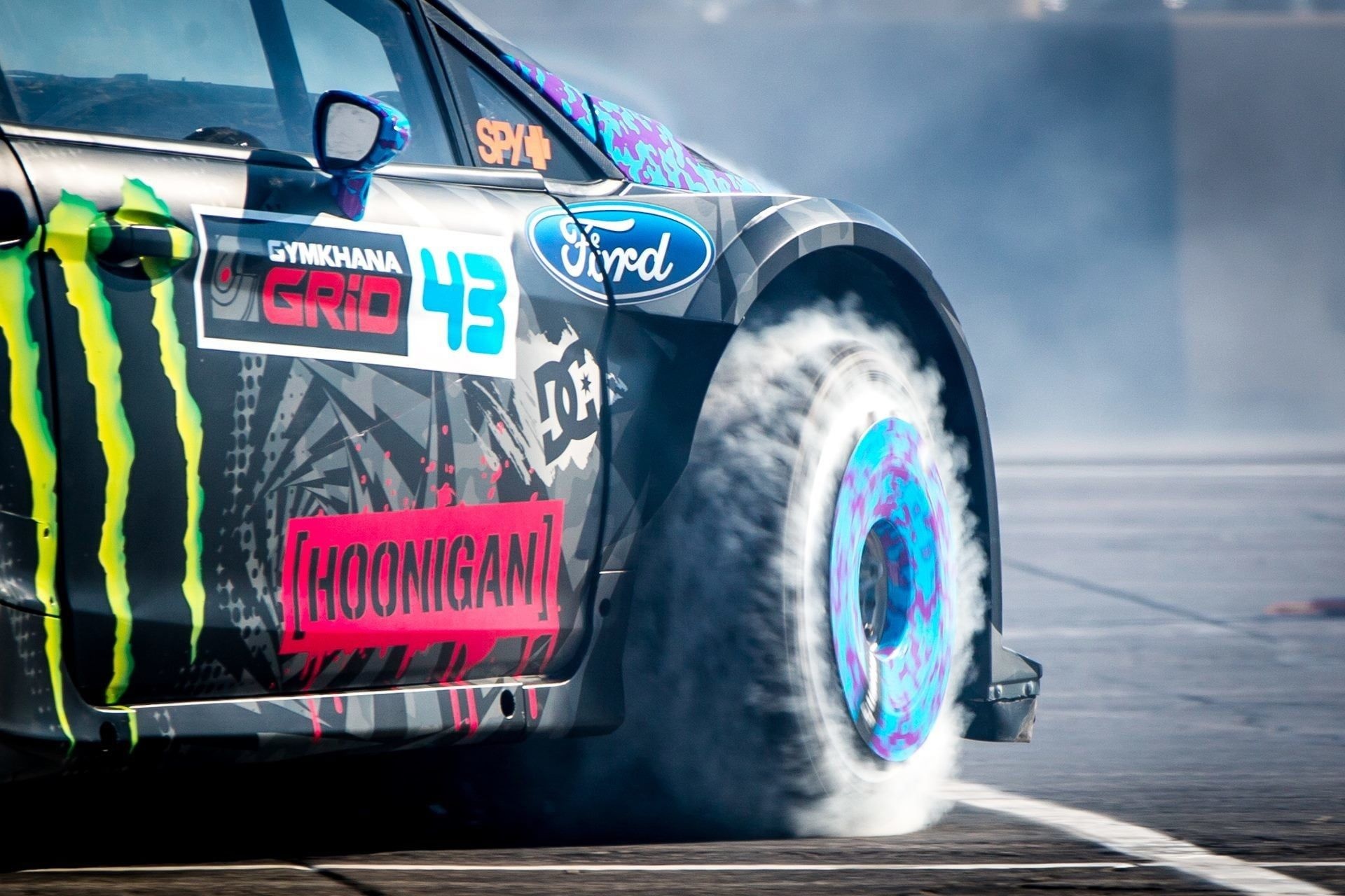 Ford Fiesta Drift, Hoonigan Wallpaper, 1920x1280 HD Desktop