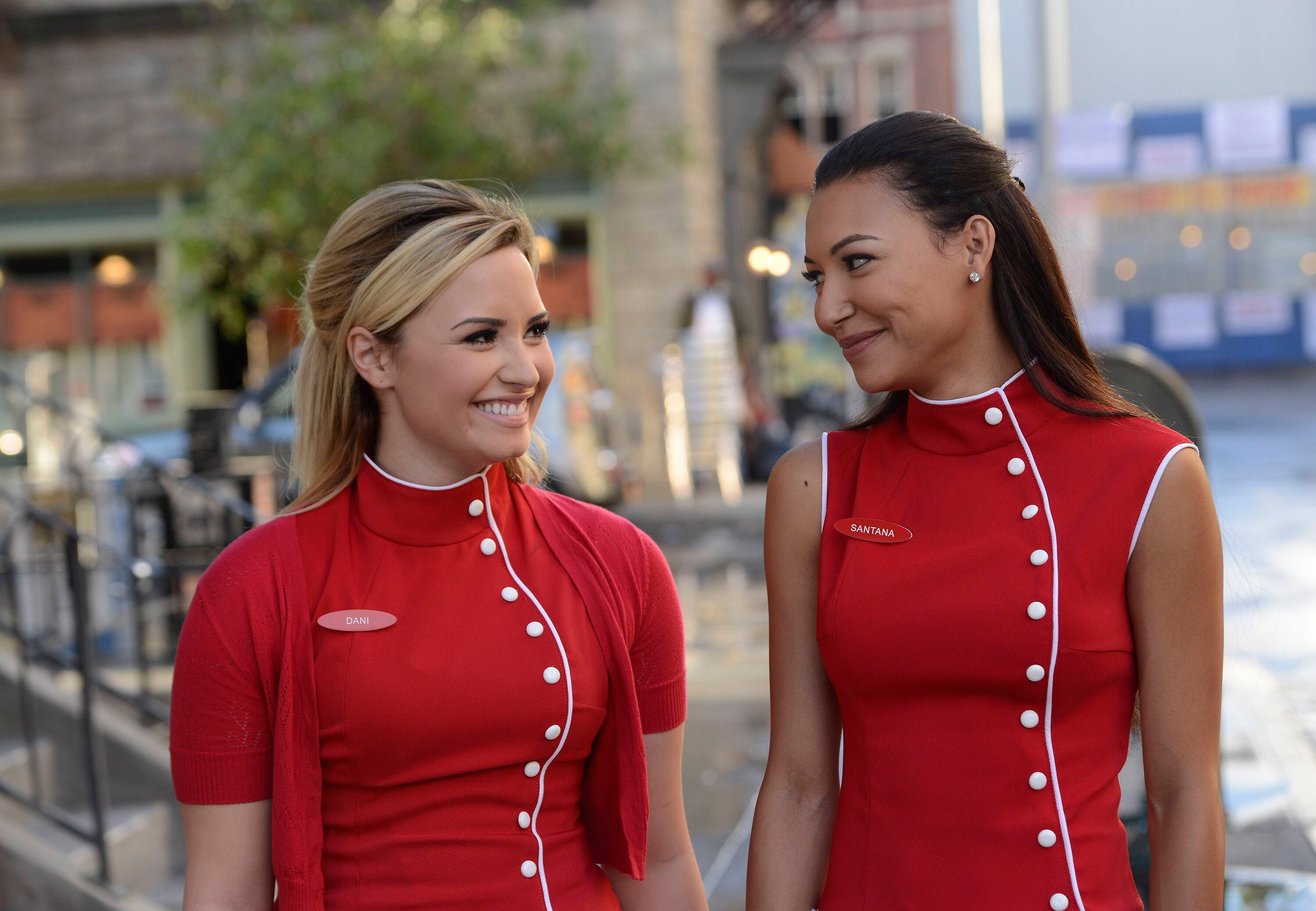 Demi Lovato, Naya Rivera tribute, Groundbreaking character, Queer representation, 3000x2080 HD Desktop