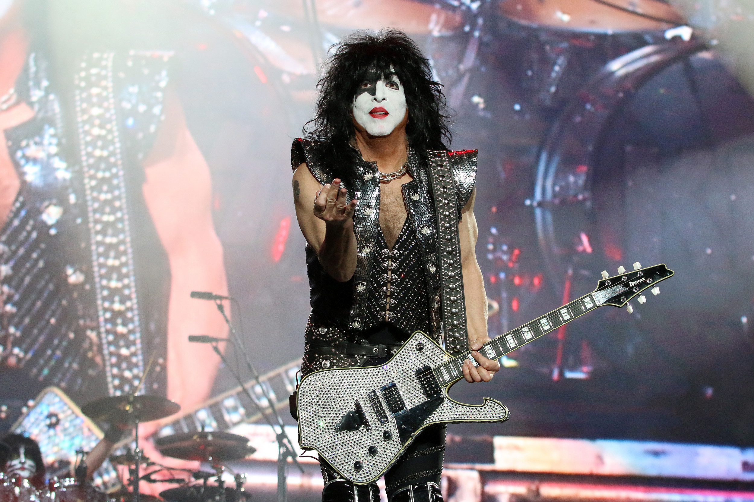 Paul Stanley, Gun reform, West Texas shooting, Prayers not enough, 2500x1670 HD Desktop