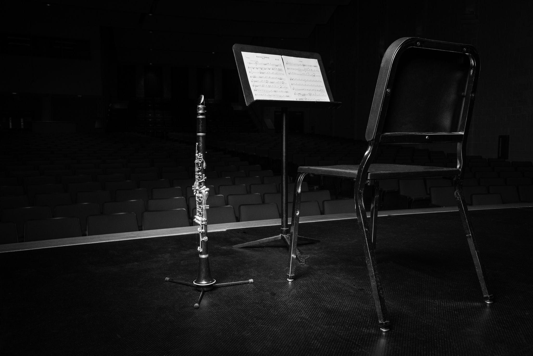 Clarinet wallpapers, Musical instrument theme, Variety of styles, 2050x1370 HD Desktop