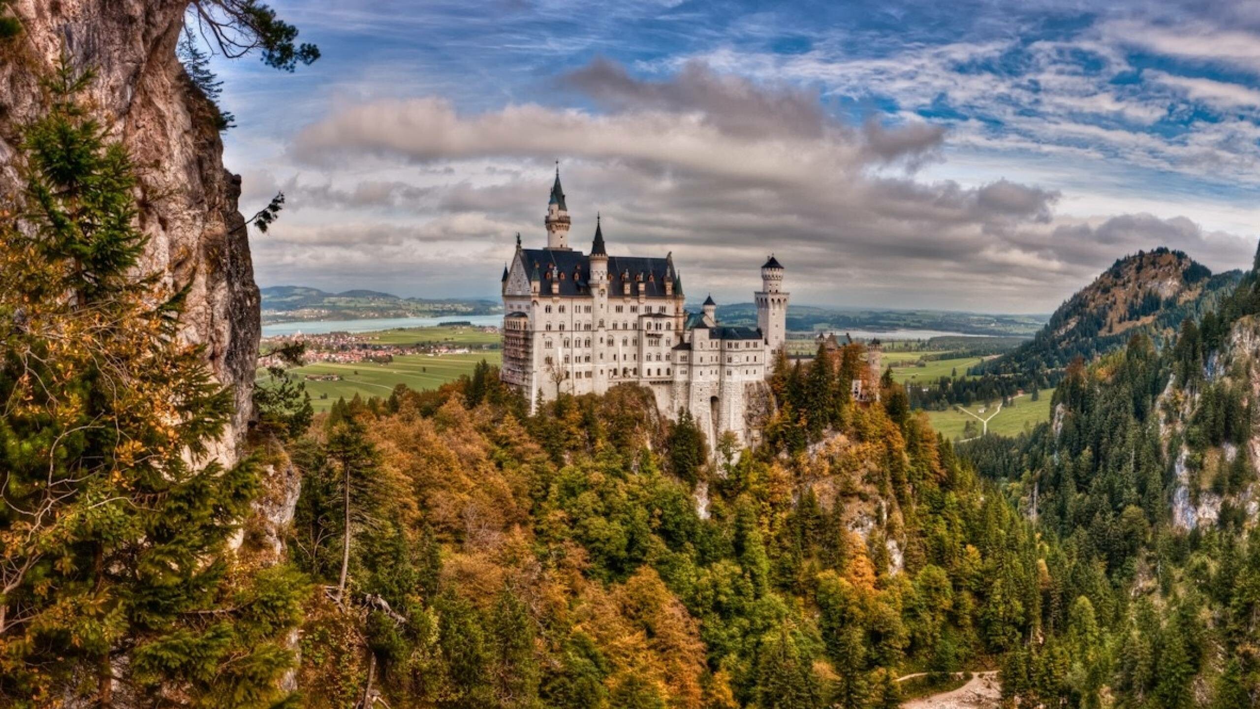 Neuschwanstein Castle, Desktop, Mobile, Tablet, 2560x1440 HD Desktop