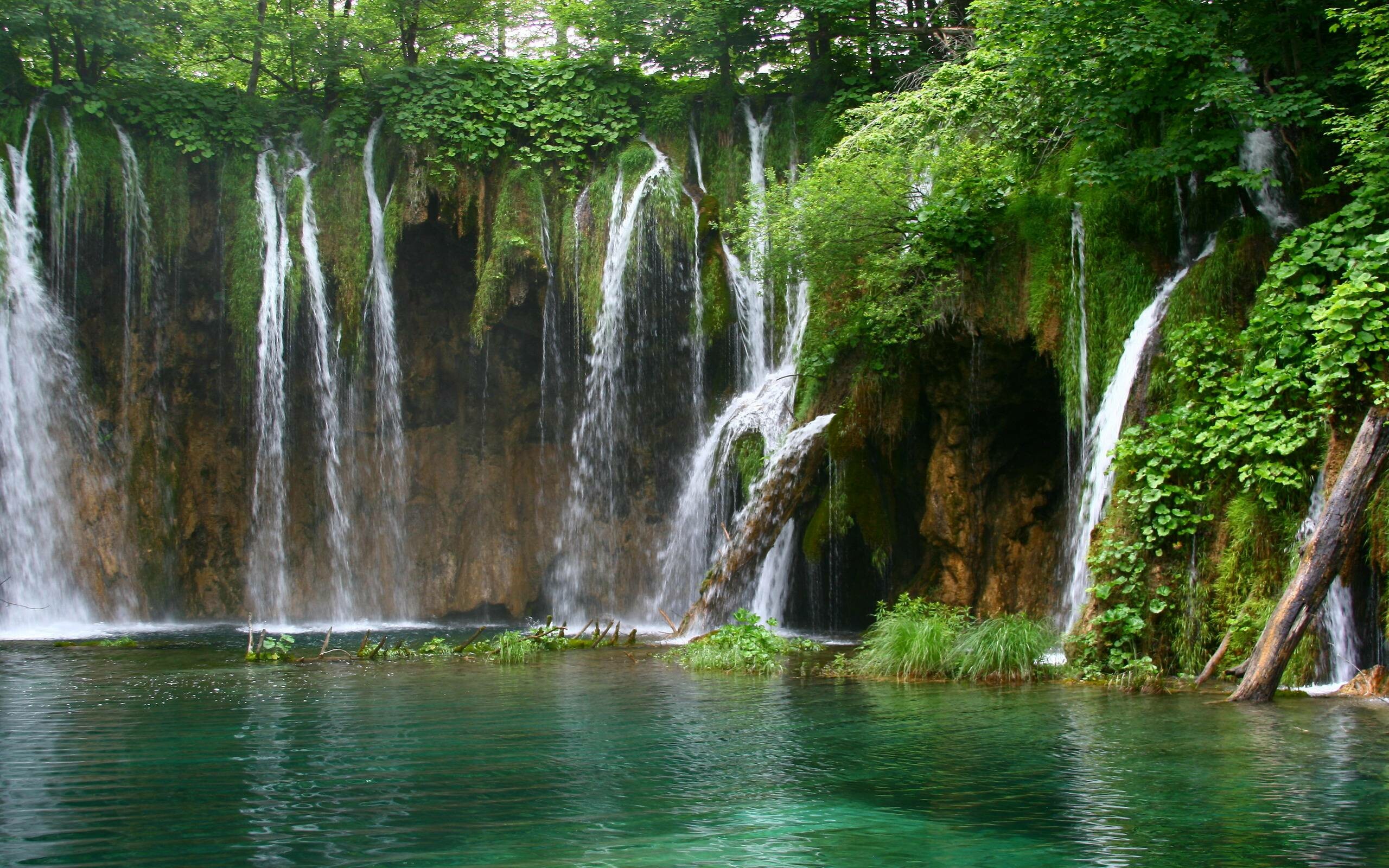 Plitvice Lakes, Waterfalls Wallpaper, 2560x1600 HD Desktop