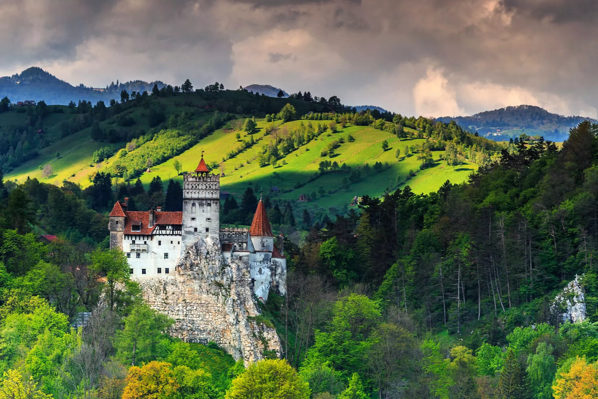 Bran Castle, Opening hours, Prices, Dracula, 2000x1340 HD Desktop