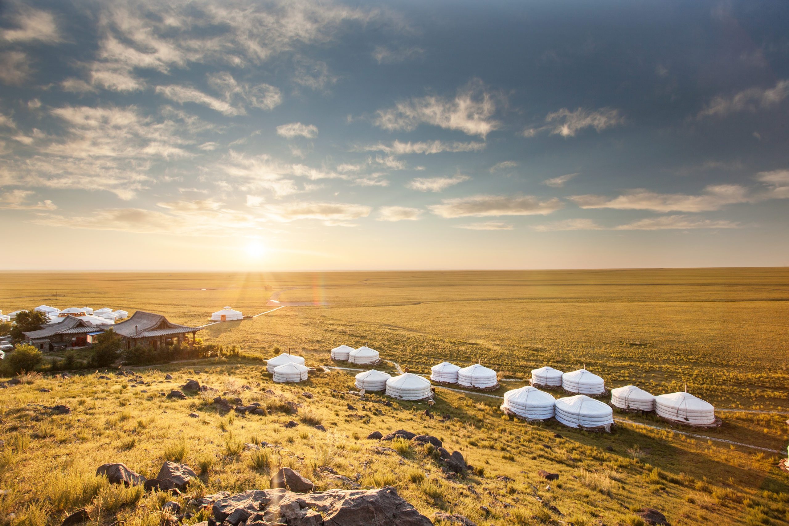 Three Camel Lodge, Mongolia Wallpaper, 2560x1710 HD Desktop