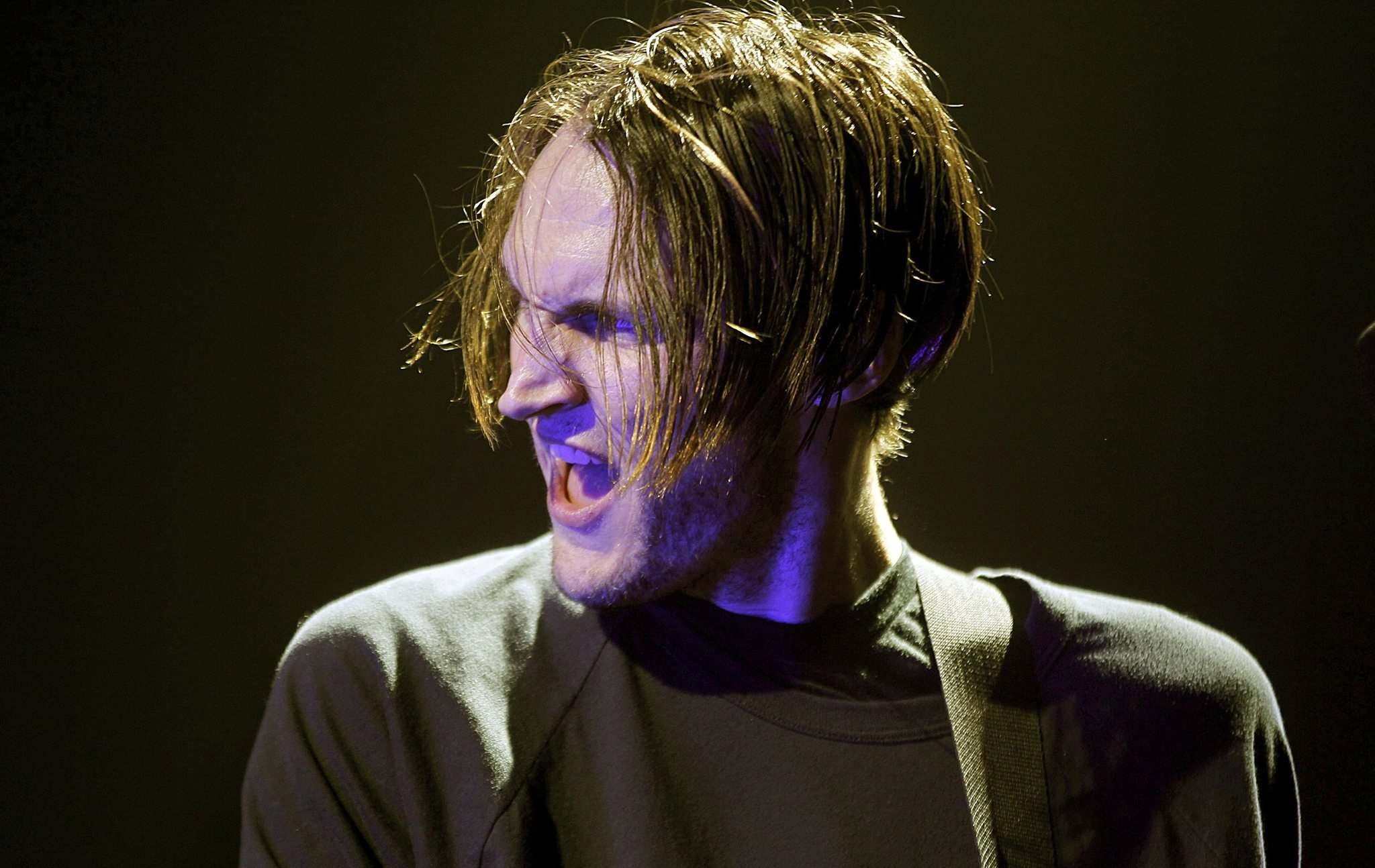 Winnipeg Free Press: Interview with Josh Klinghoffer Josh Klinghoffer Fansite 2050x1300