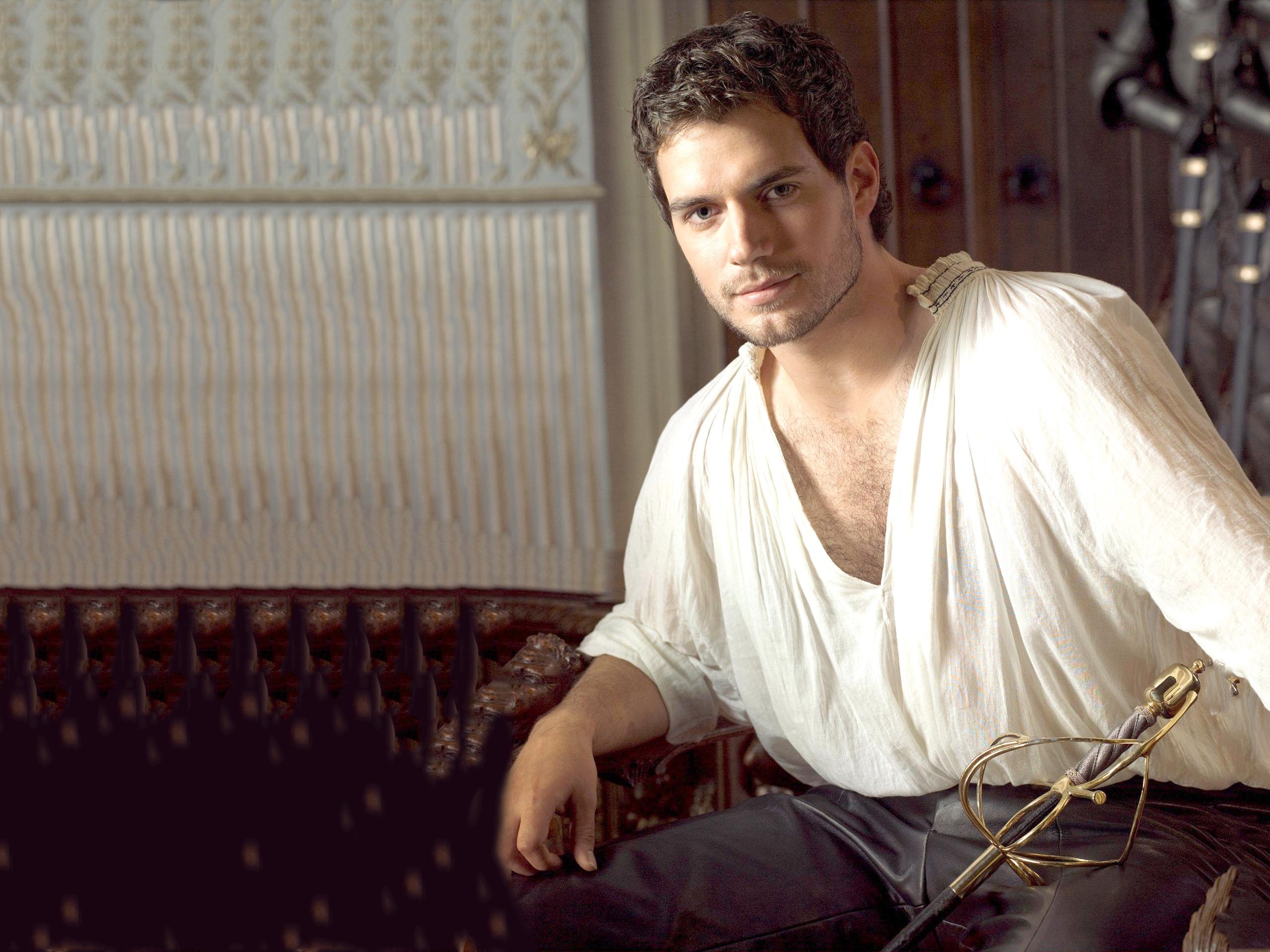 The Tudors, Henry Cavill Wallpaper, 2560x1920 HD Desktop