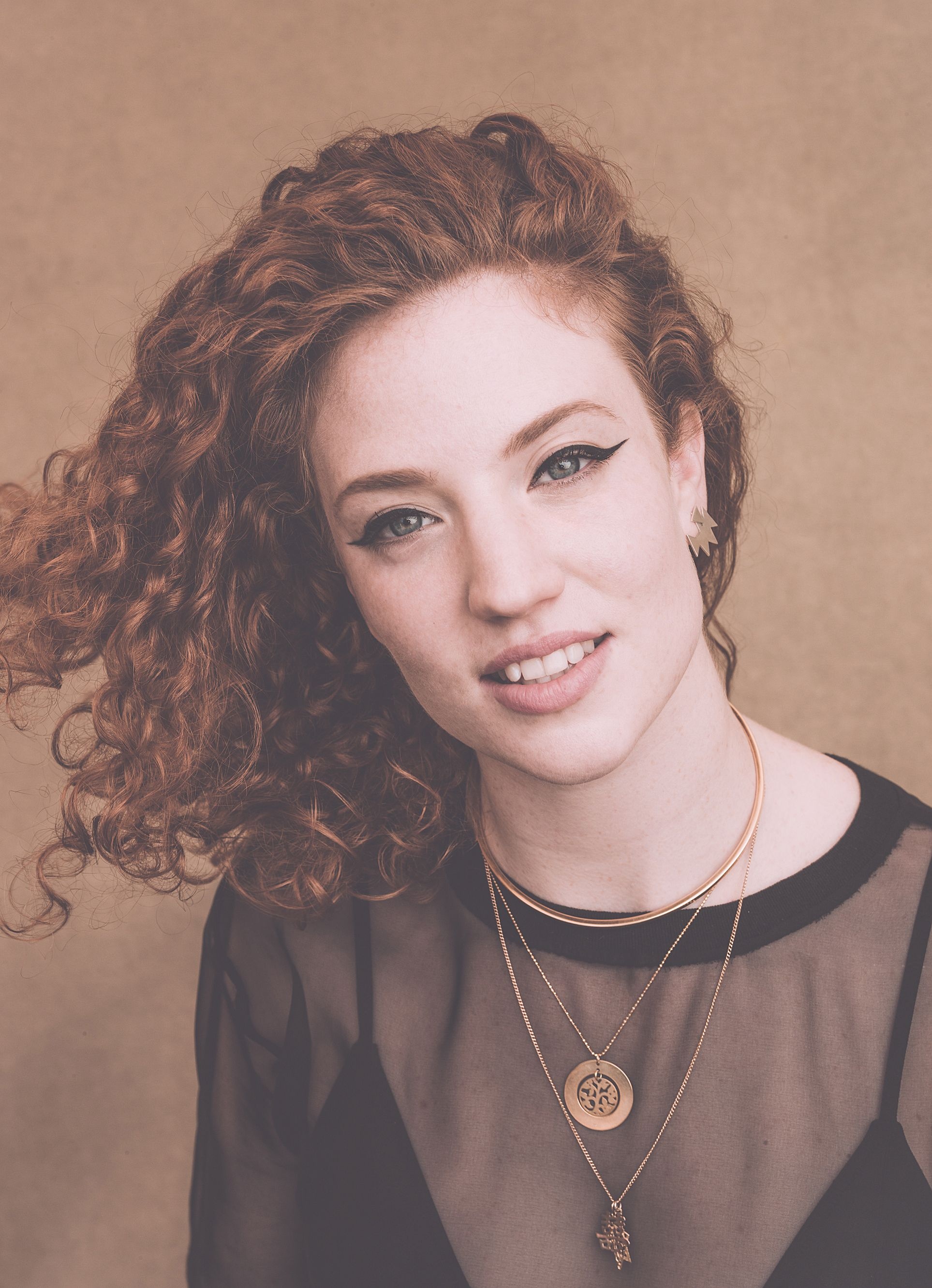 Jess Glynne, Model fashion, Famous actresses, 1930x2660 HD Phone