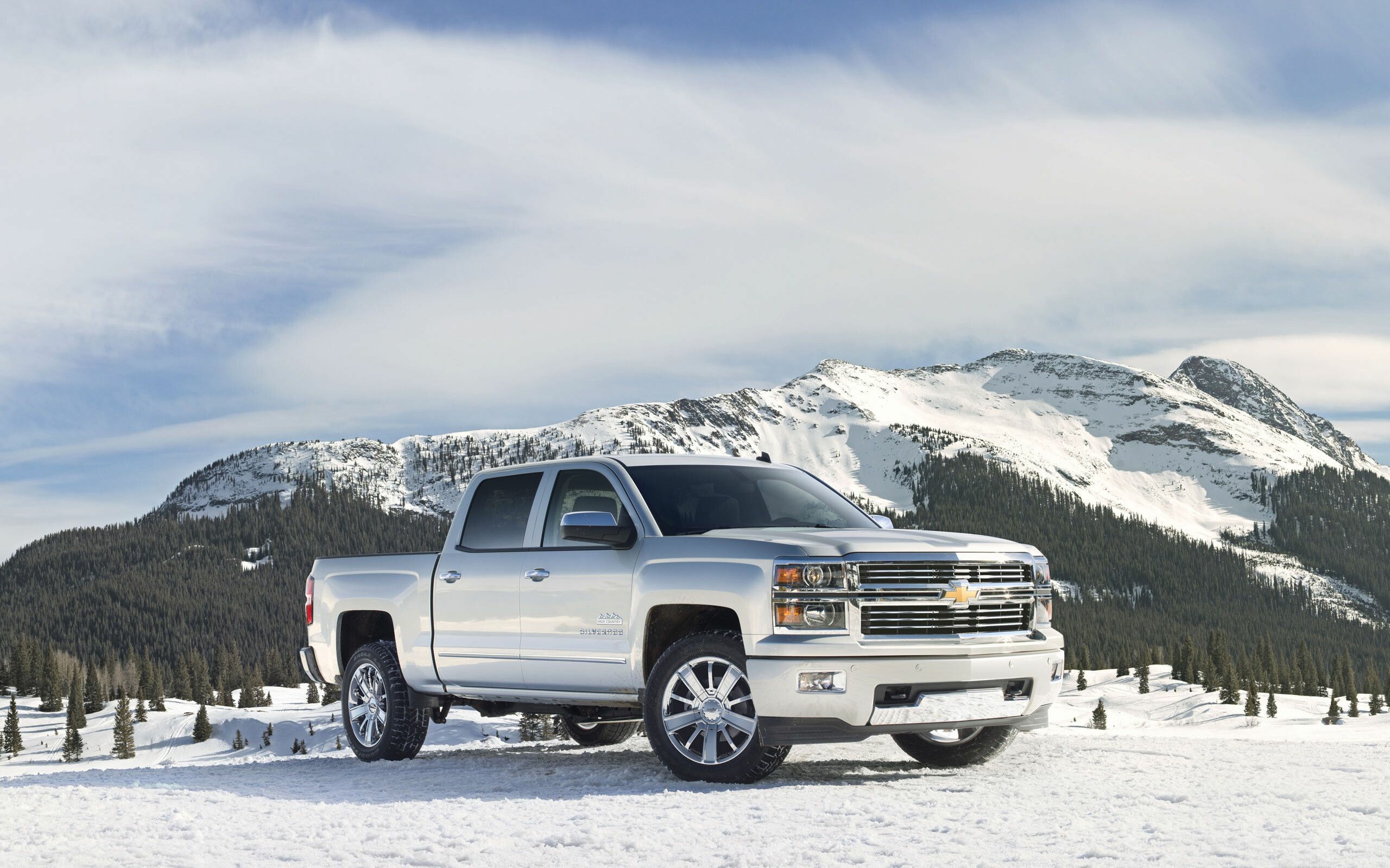 Chevrolet Silverado, Wide range of options, Remarkable power, Classic design, 2560x1600 HD Desktop