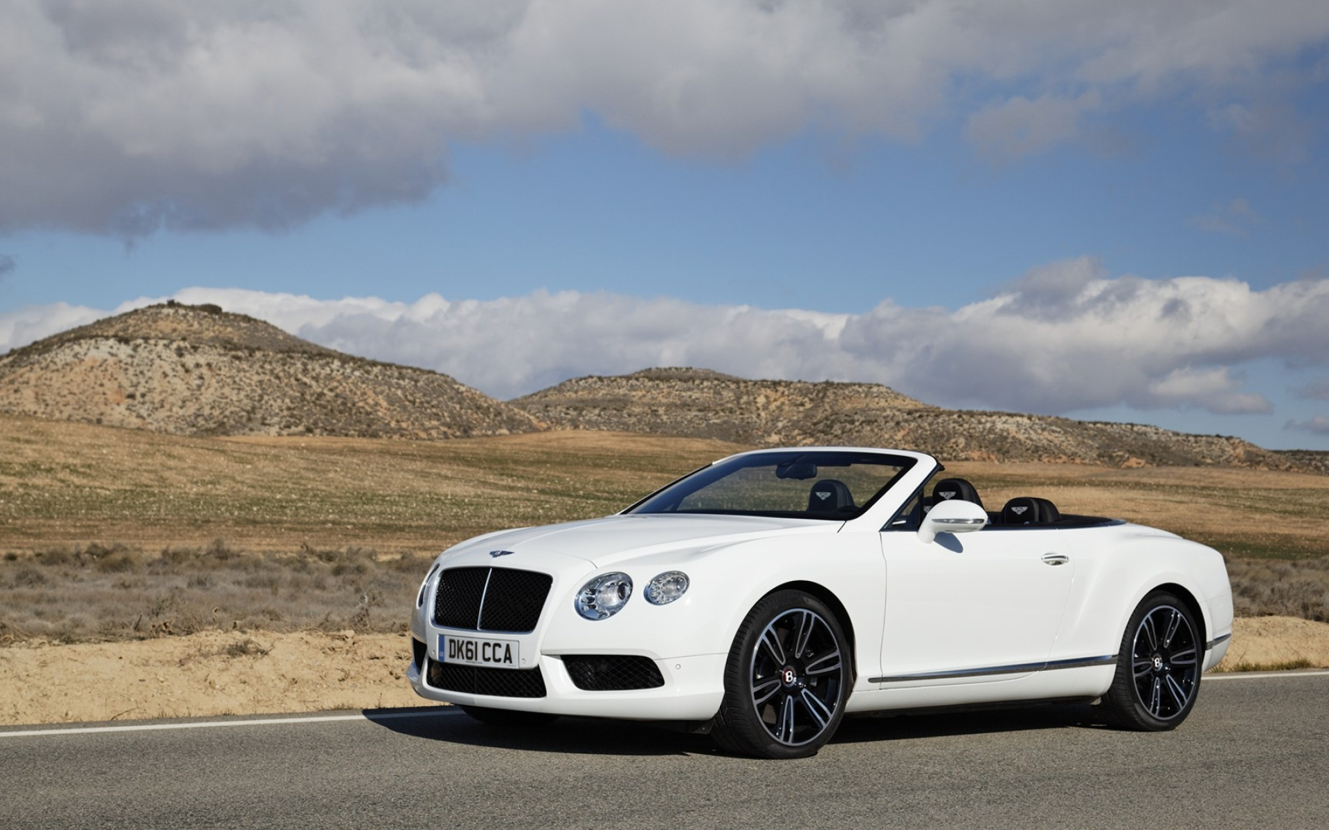 Bentley Continental GTC, Elegant convertible, Exquisite craftsmanship, Impeccable design, 1920x1200 HD Desktop