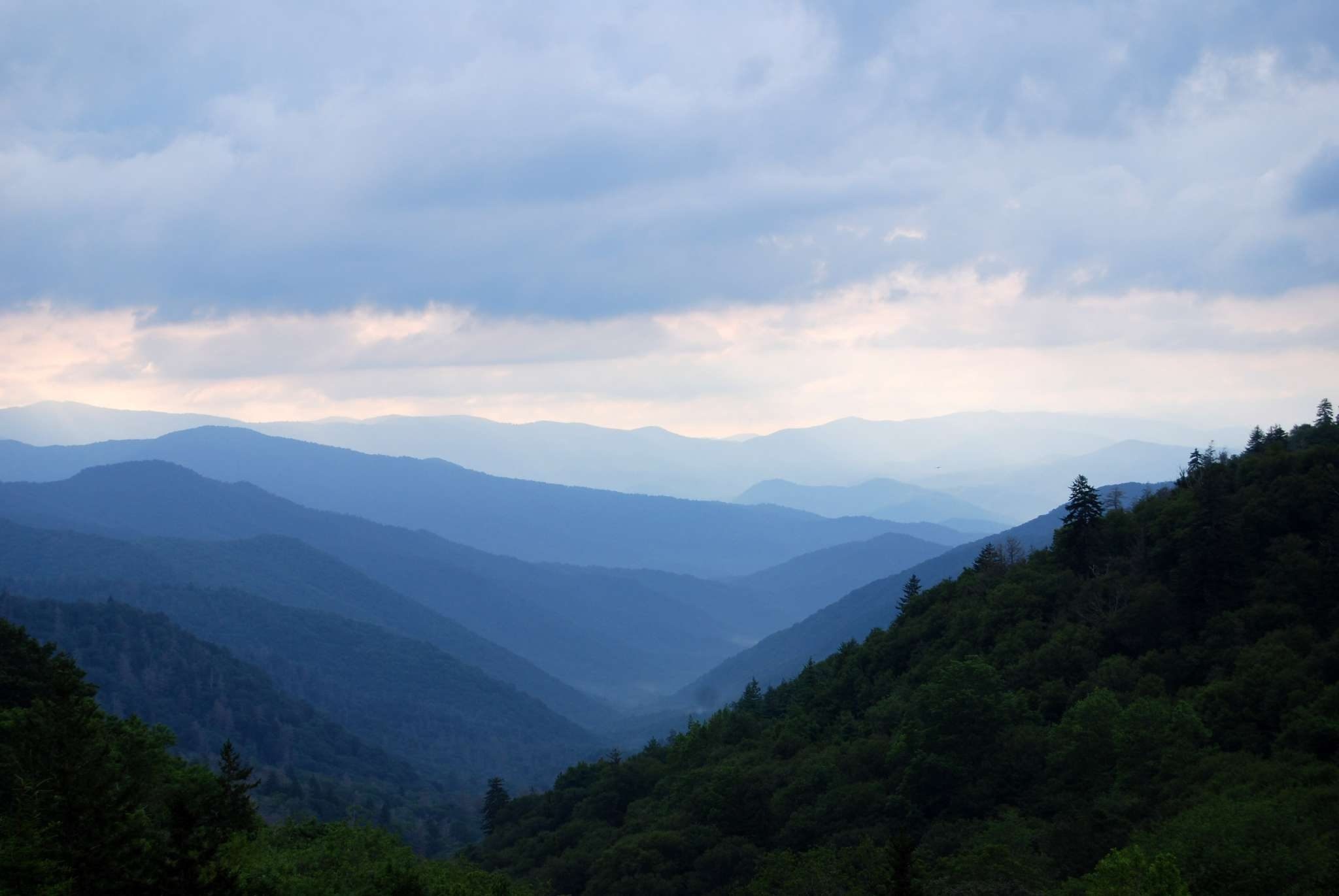 Blue Ridge, Great Smoky Mountains National Park Wallpaper, 2050x1380 HD Desktop