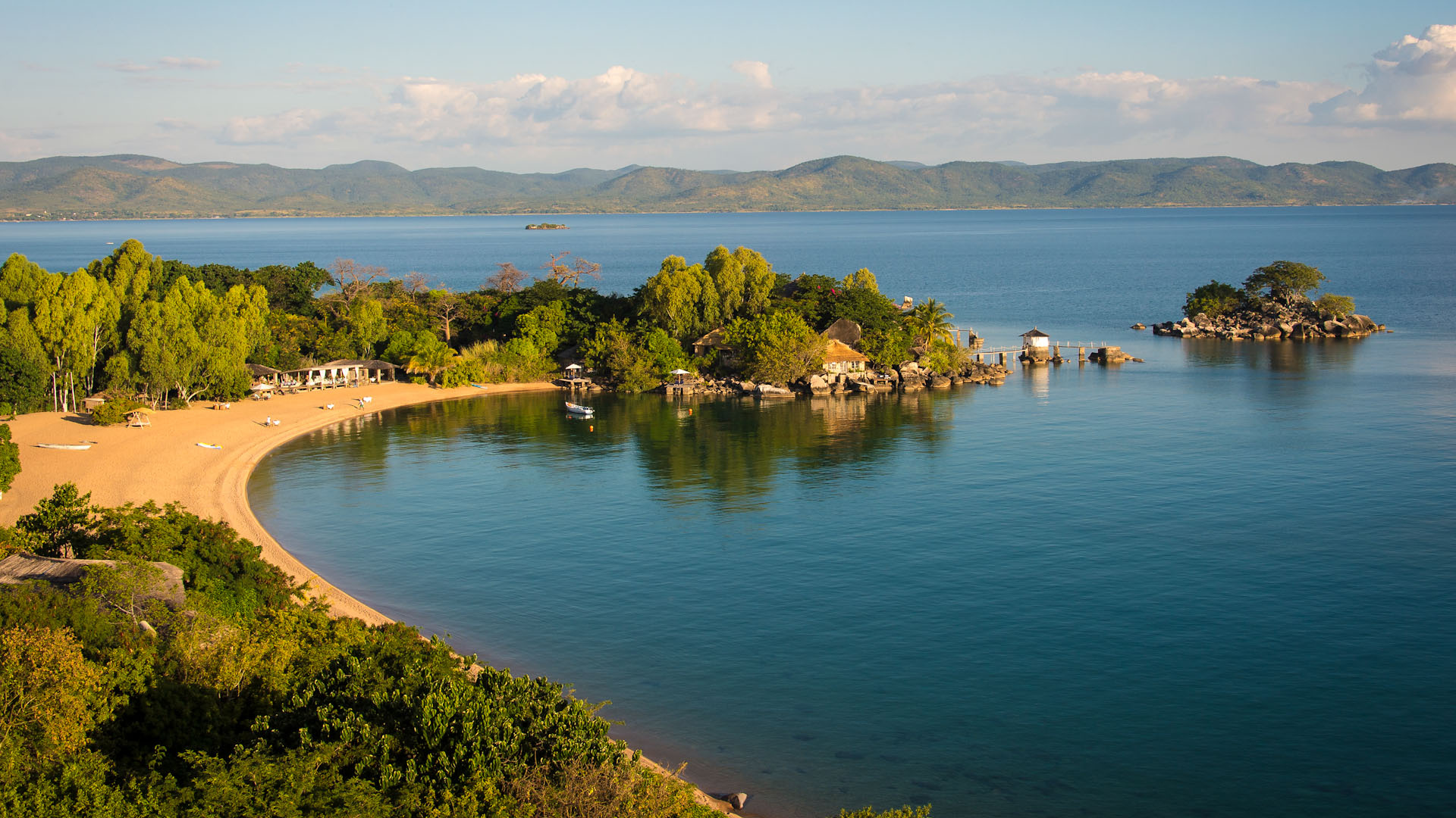 Lake Malawi, Kaya Mawa, Malawi wildlife, Natural World Safaris, 1920x1080 Full HD Desktop