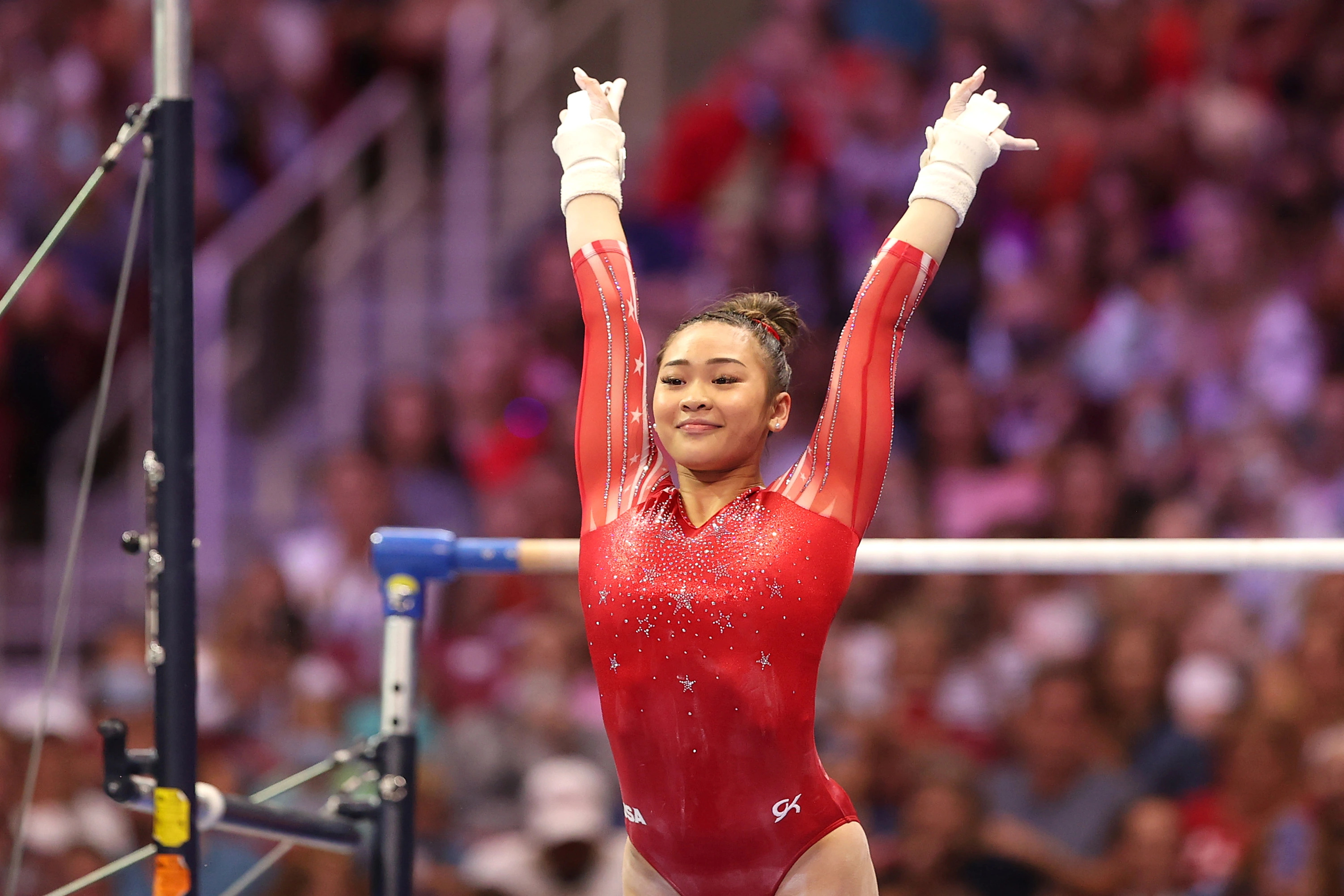 Sunisa Lee, Uneven Bars Wallpaper, 3010x2010 HD Desktop