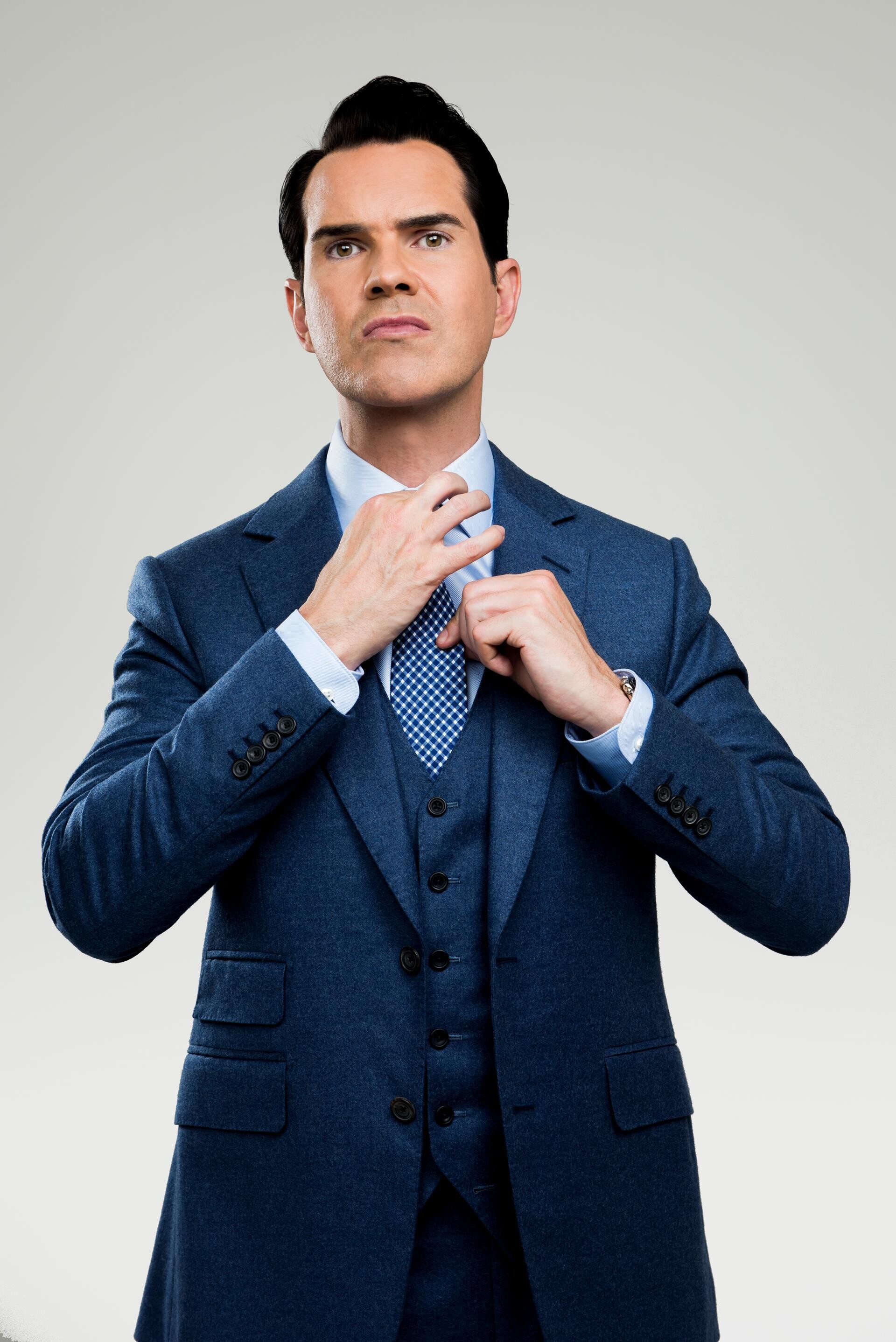 Jimmy Carr, COVID-19 controversy, Return to the stage, Dubai performance, 1920x2880 HD Phone