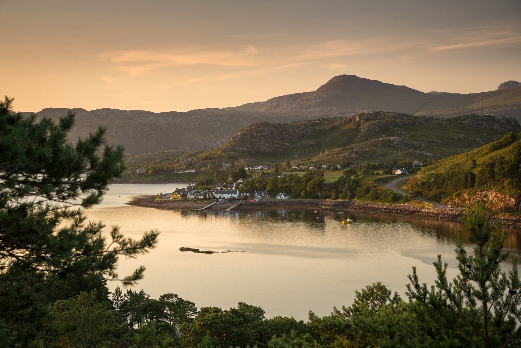 Loch Lomond, Shieldaig evening, Wester Ross, Scotland travel, 2050x1370 HD Desktop