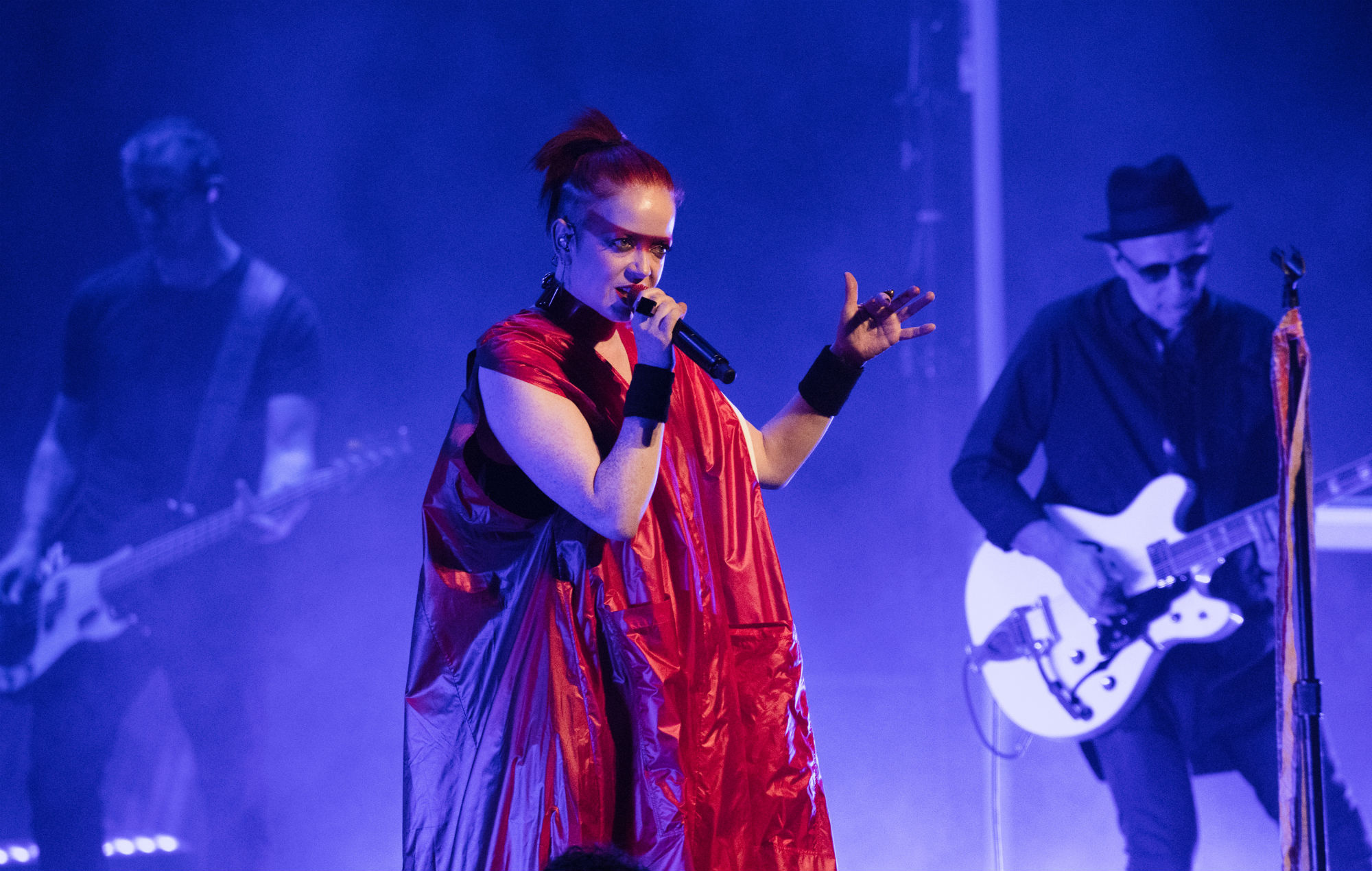 Garbage announces tour, UK and Europe, Summer, 2000x1270 HD Desktop