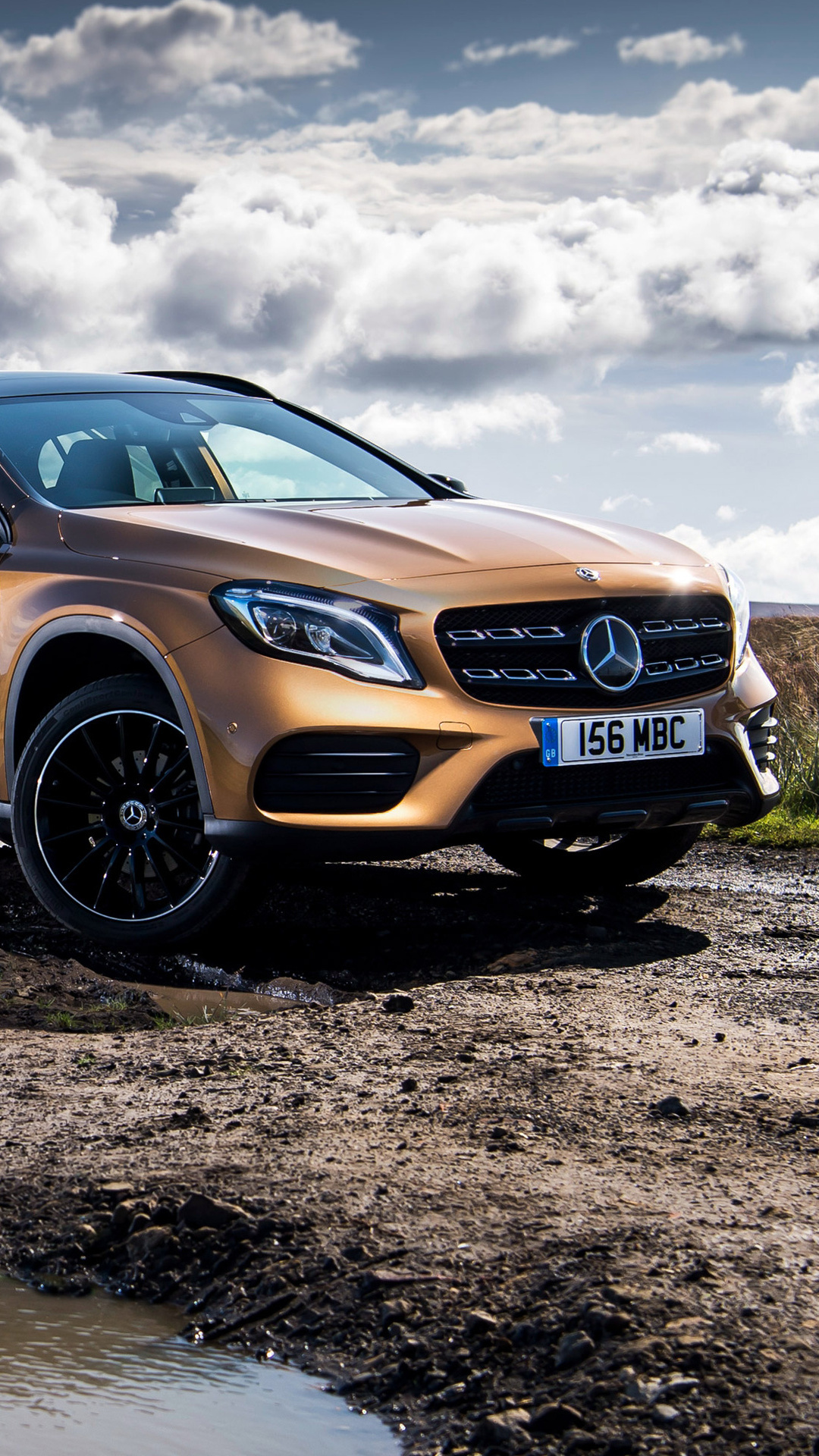 Mercedes-Benz GLA, Bold design, 220 d 4matic AMG line, Stunning imagery, 1080x1920 Full HD Phone