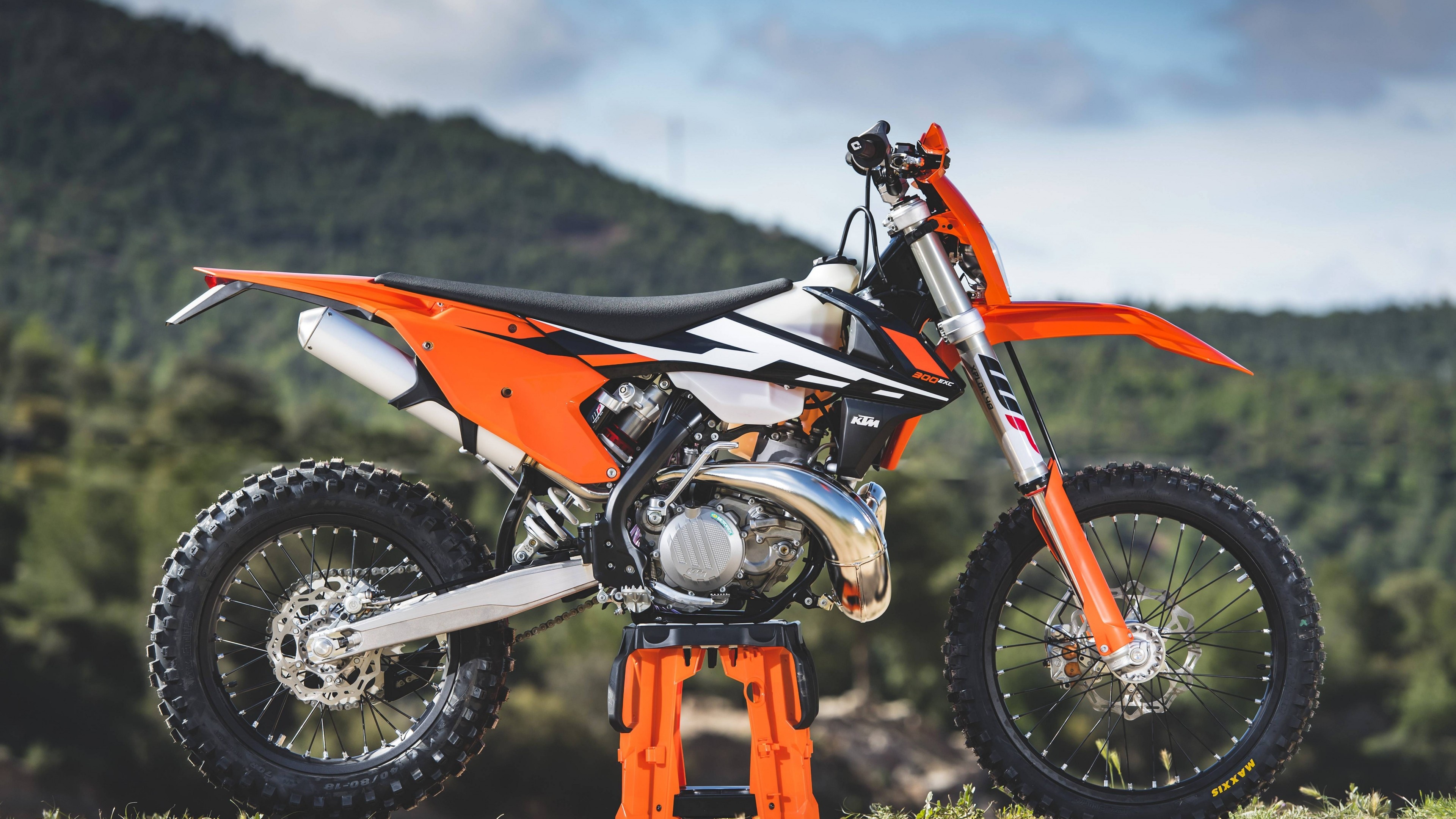 Dirt Bike 2017, KTM Dirt Bikes Wallpaper, 3840x2160 4K Desktop