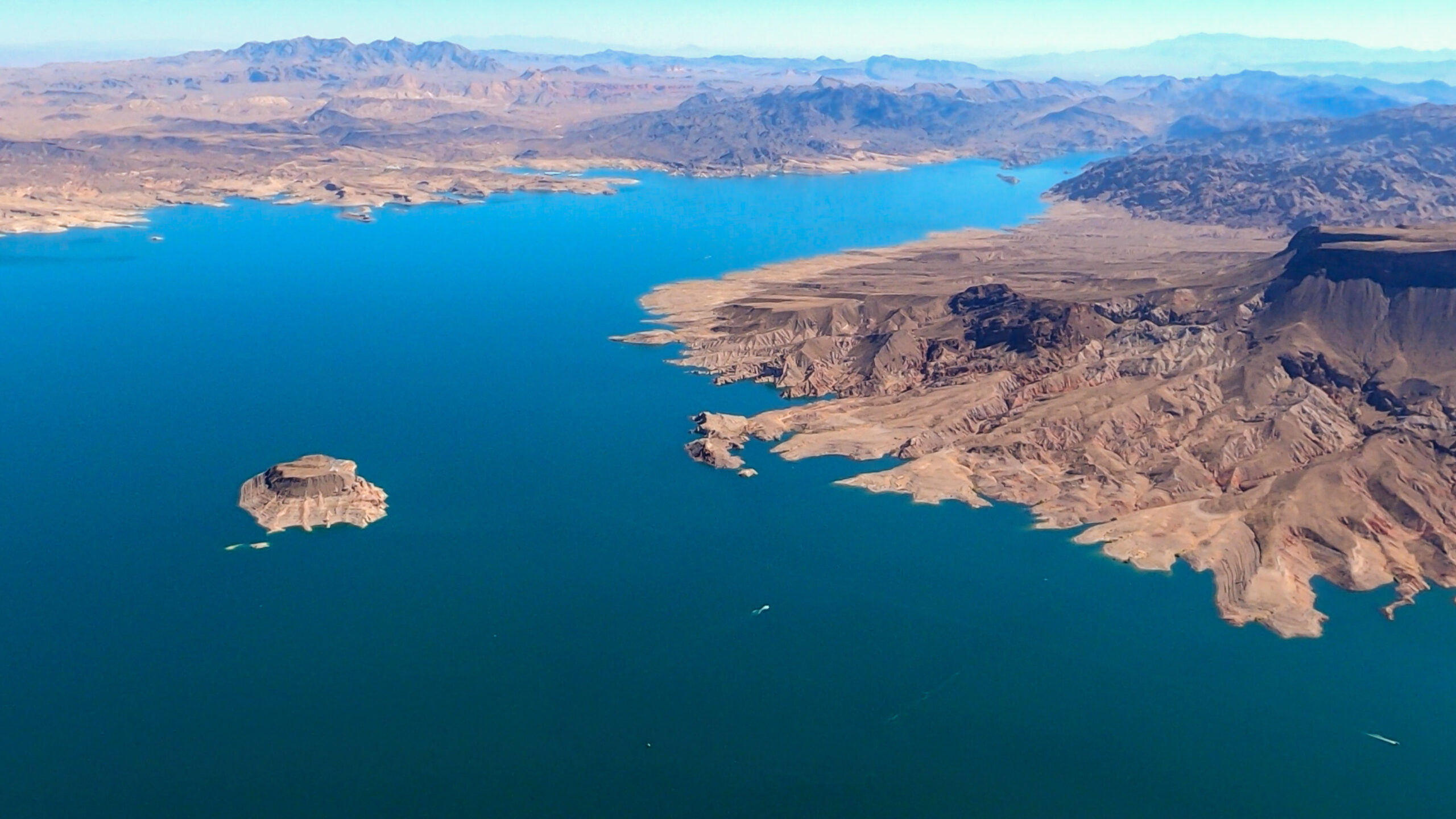 Aerials, Lake Mead, Hoover Dam, 2560x1440 HD Desktop