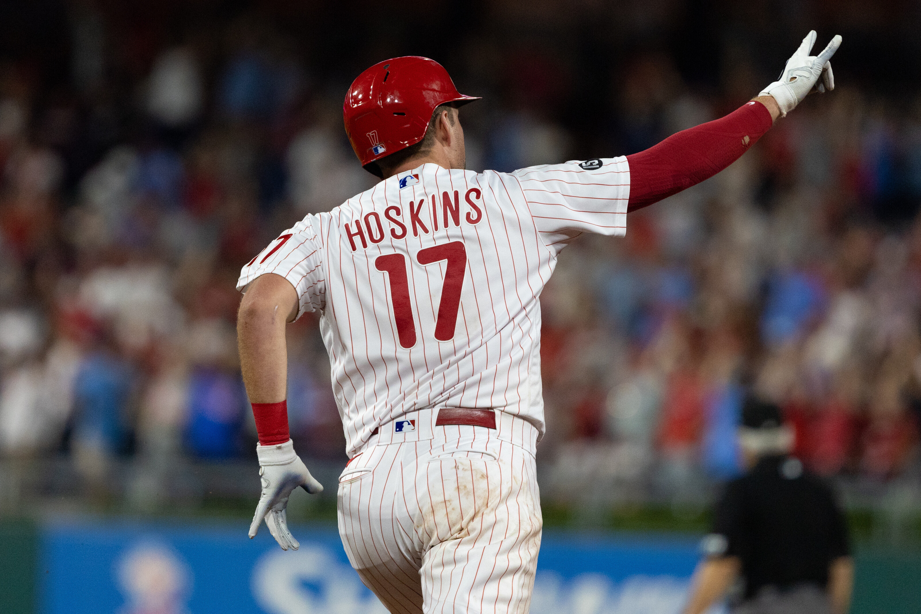 Philadelphia Phillies, Rhys Hoskins, Meeting expectations, 3200x2140 HD Desktop