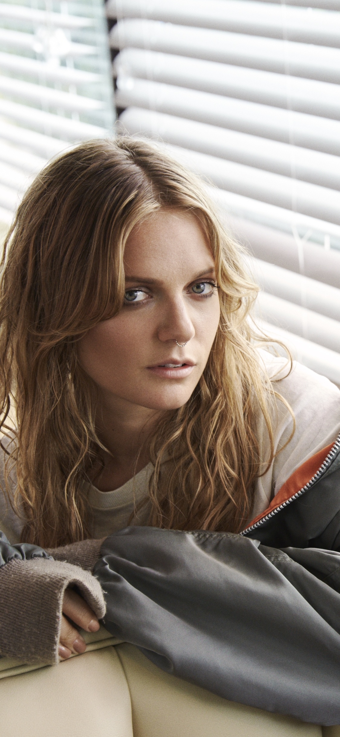 Tove Lo, Tove Lo music, 1130x2440 HD Phone