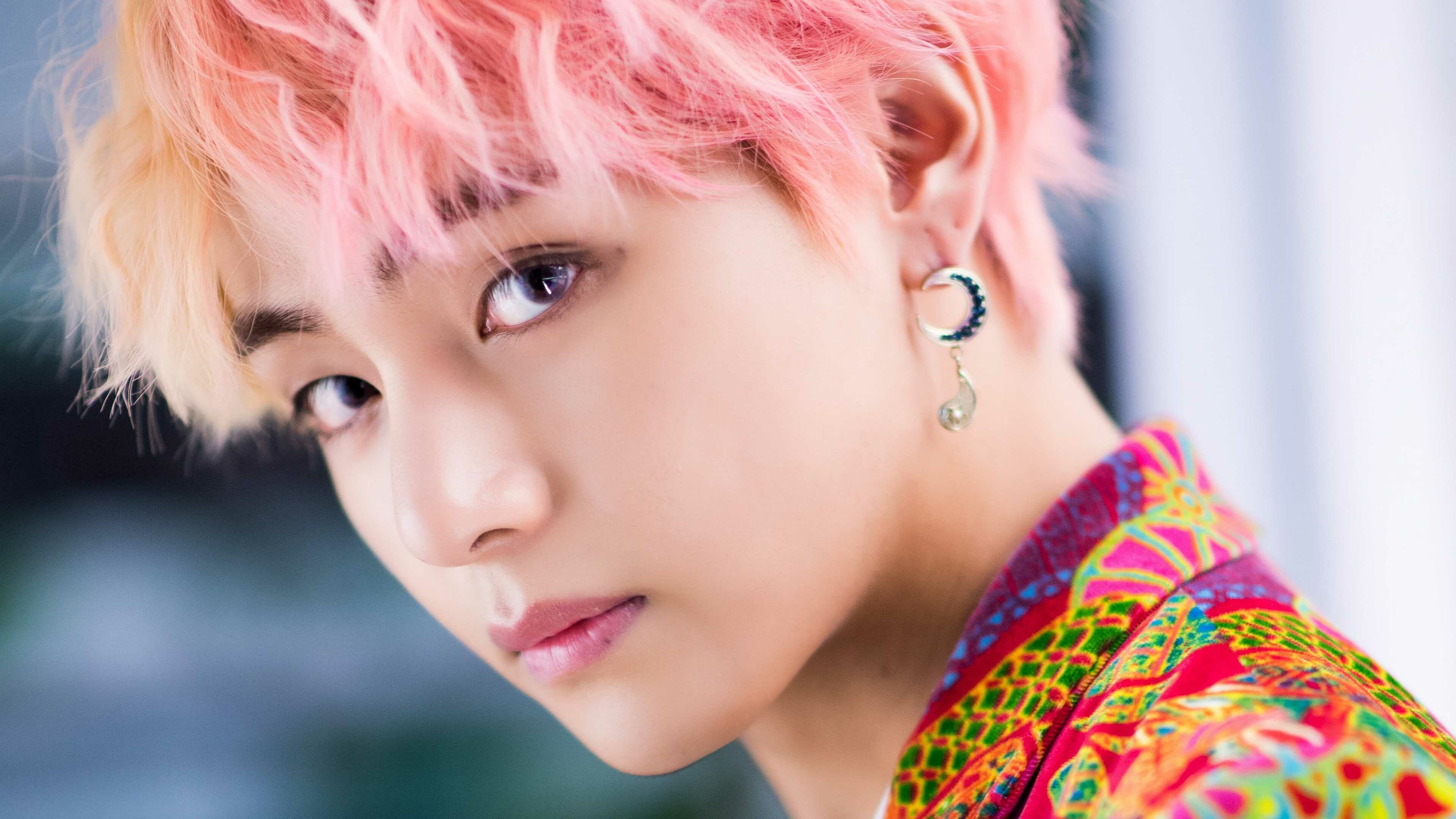 Idol, V (BTS) Wallpaper, 3840x2160 4K Desktop