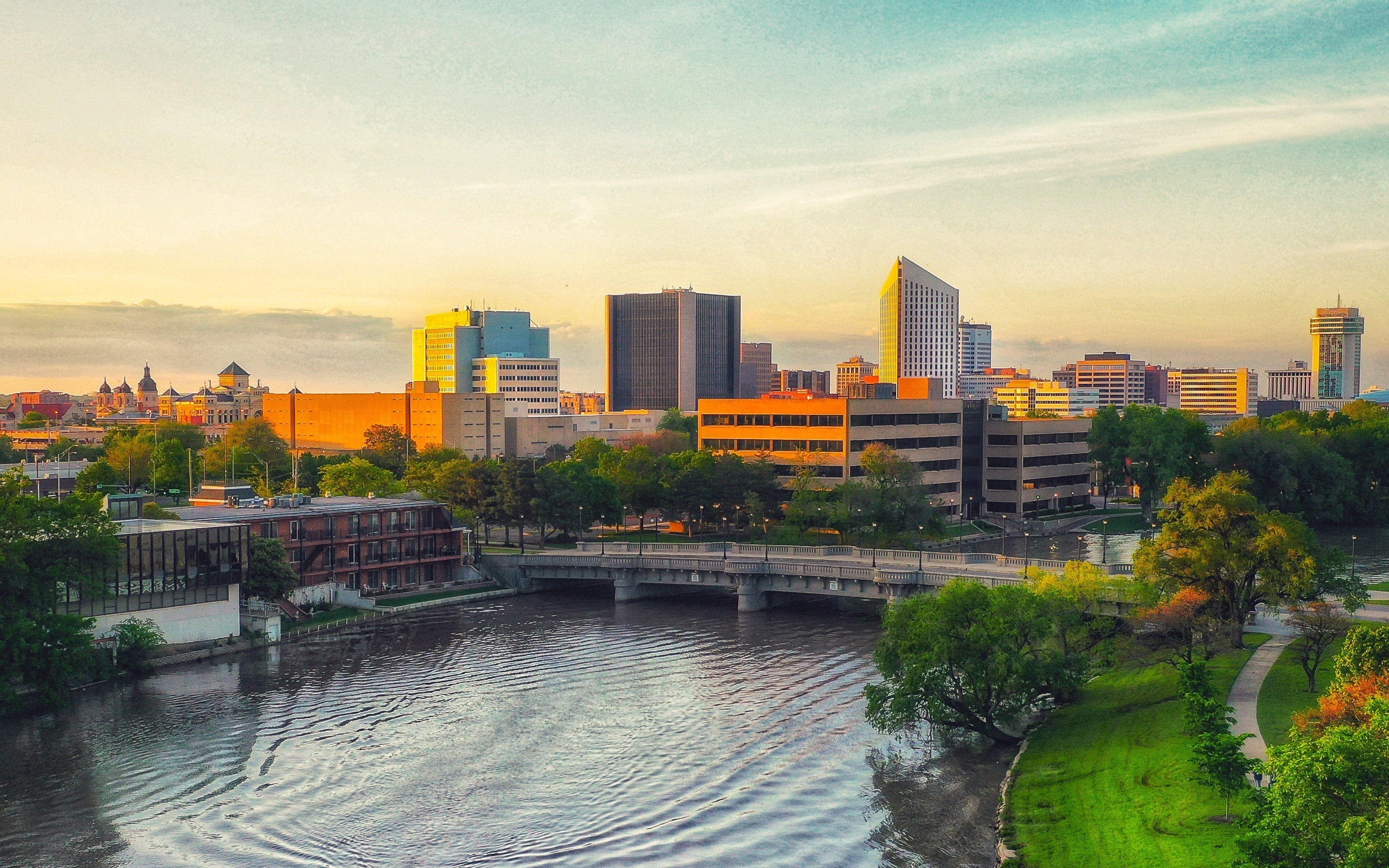 Little Rock skyline, Arkansas travels, Michelle Mercado, 2880x1800 HD Desktop