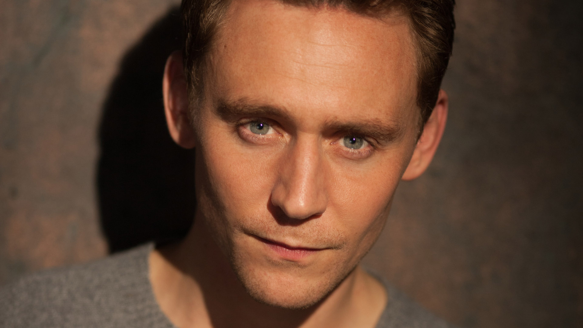 Tom Hiddleston, Desktop, Mobile, Tablet, 1920x1080 Full HD Desktop