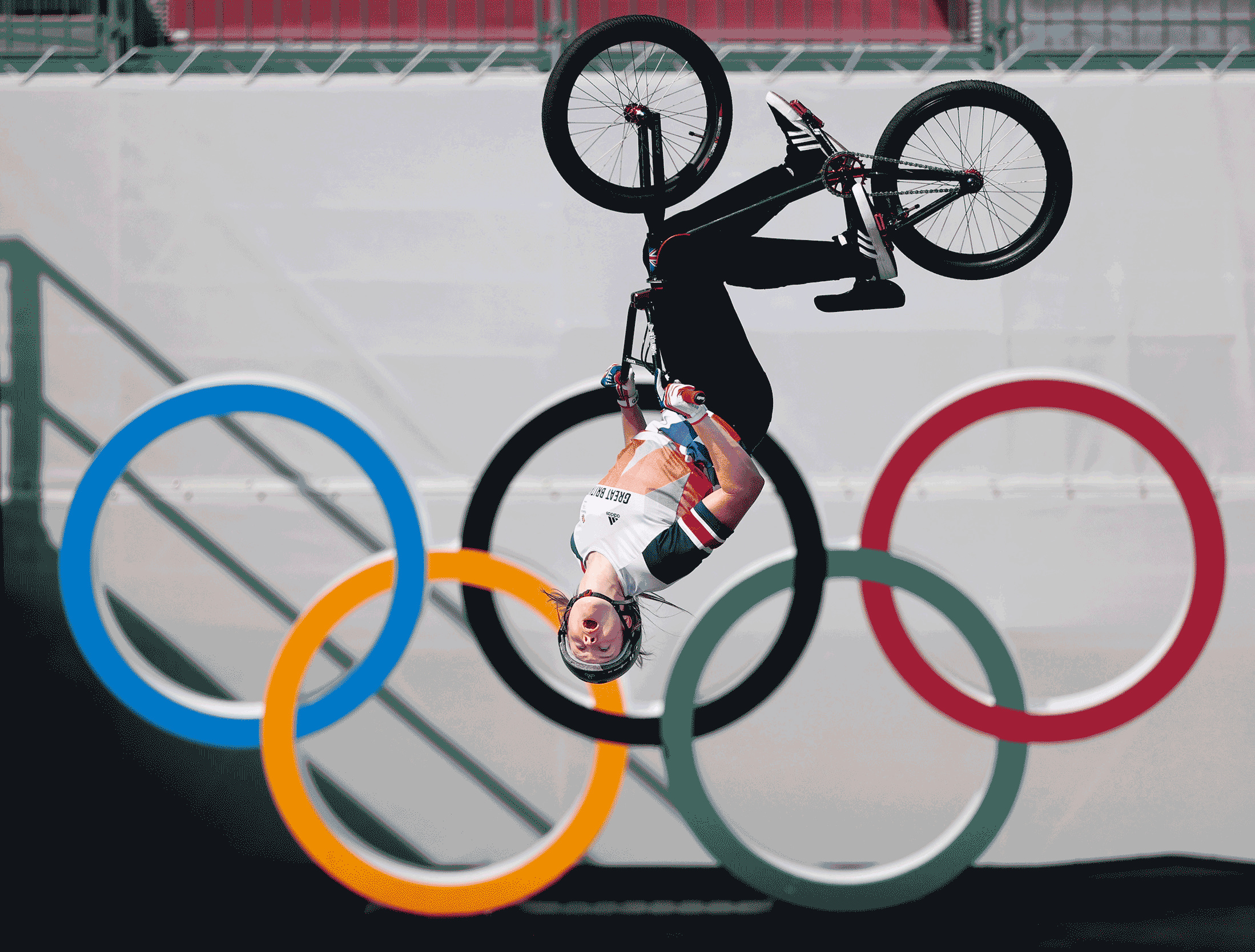 Charlotte Worthington, Cycling BMX Freestyle Wallpaper, 2200x1670 HD Desktop