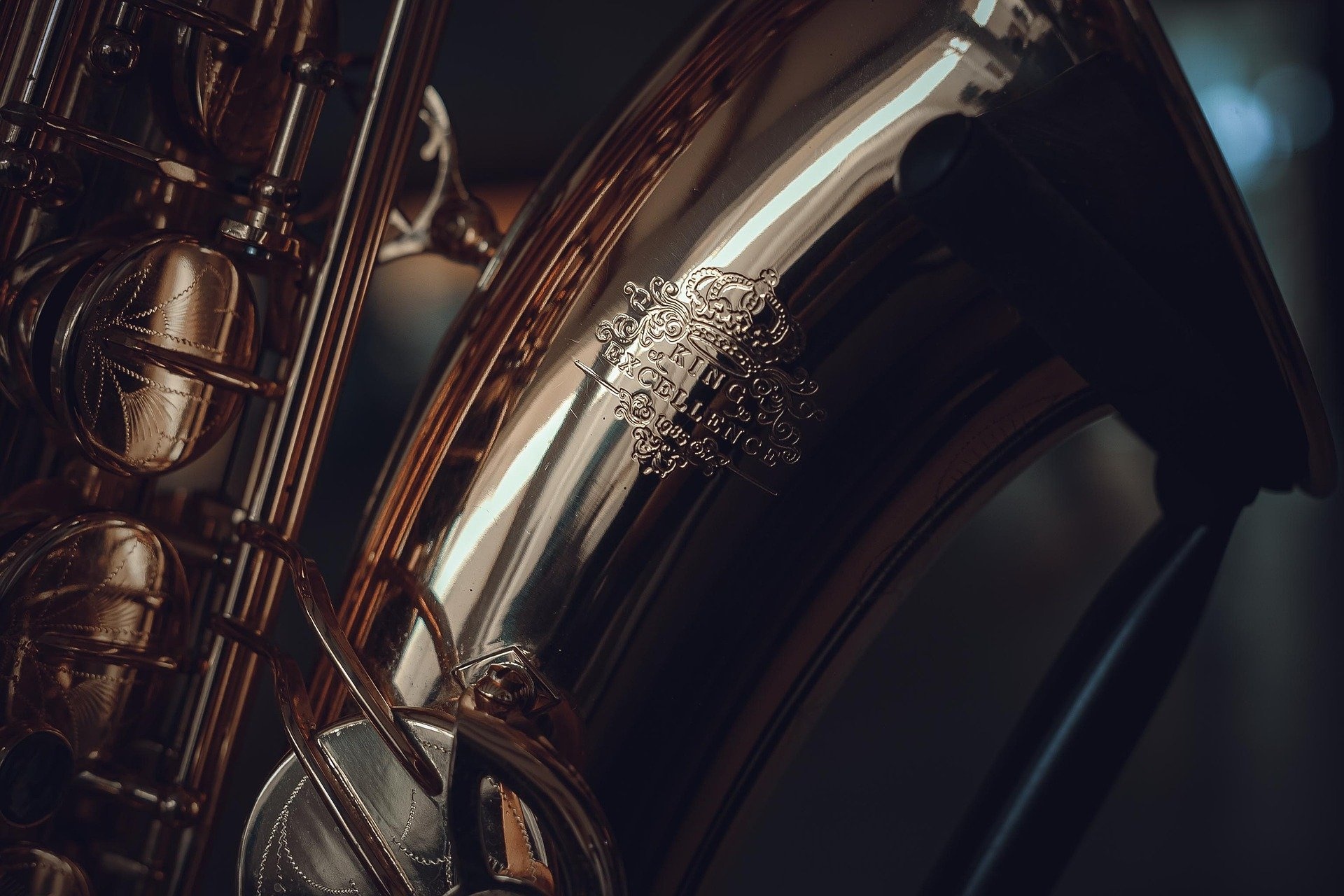 Tenor saxophone beauty, Kde store wallpaper, Instrument showcase, Captivating design, 1920x1280 HD Desktop