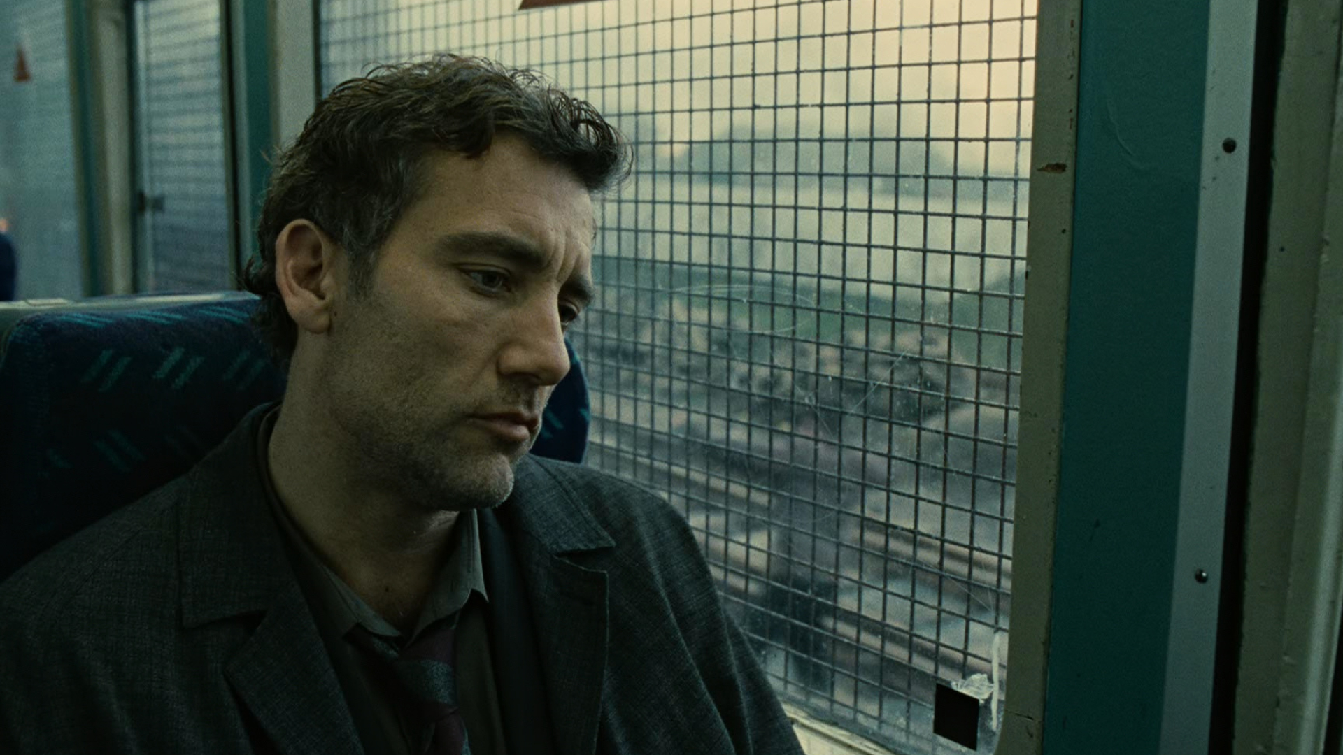 Children of Men wallpapers, Cinematic visuals, Memorable scenes, Evocative, 1920x1080 Full HD Desktop