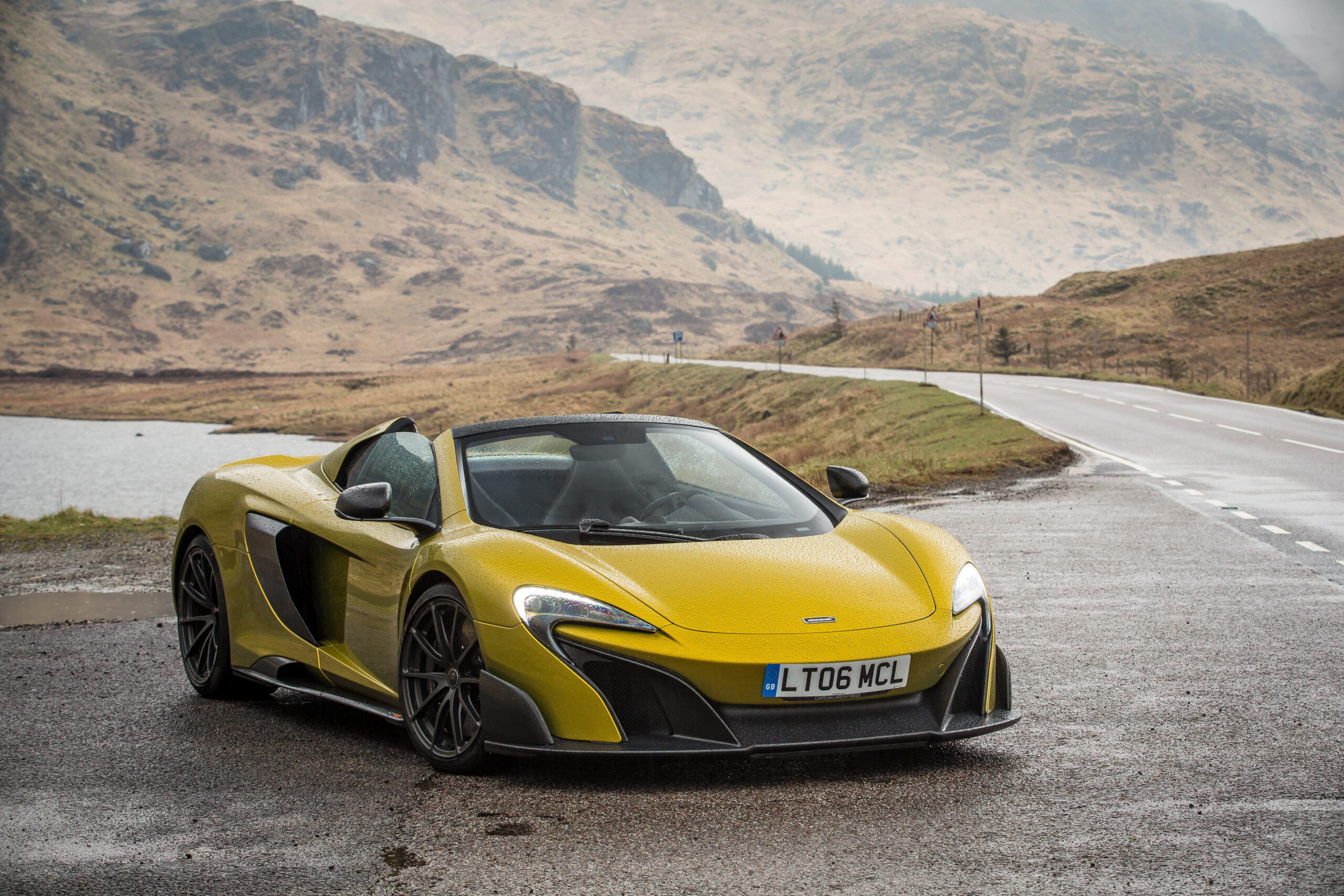 McLaren 675 LT, Spider wallpapers, Open-air thrill, Unmatched speed, 2560x1710 HD Desktop