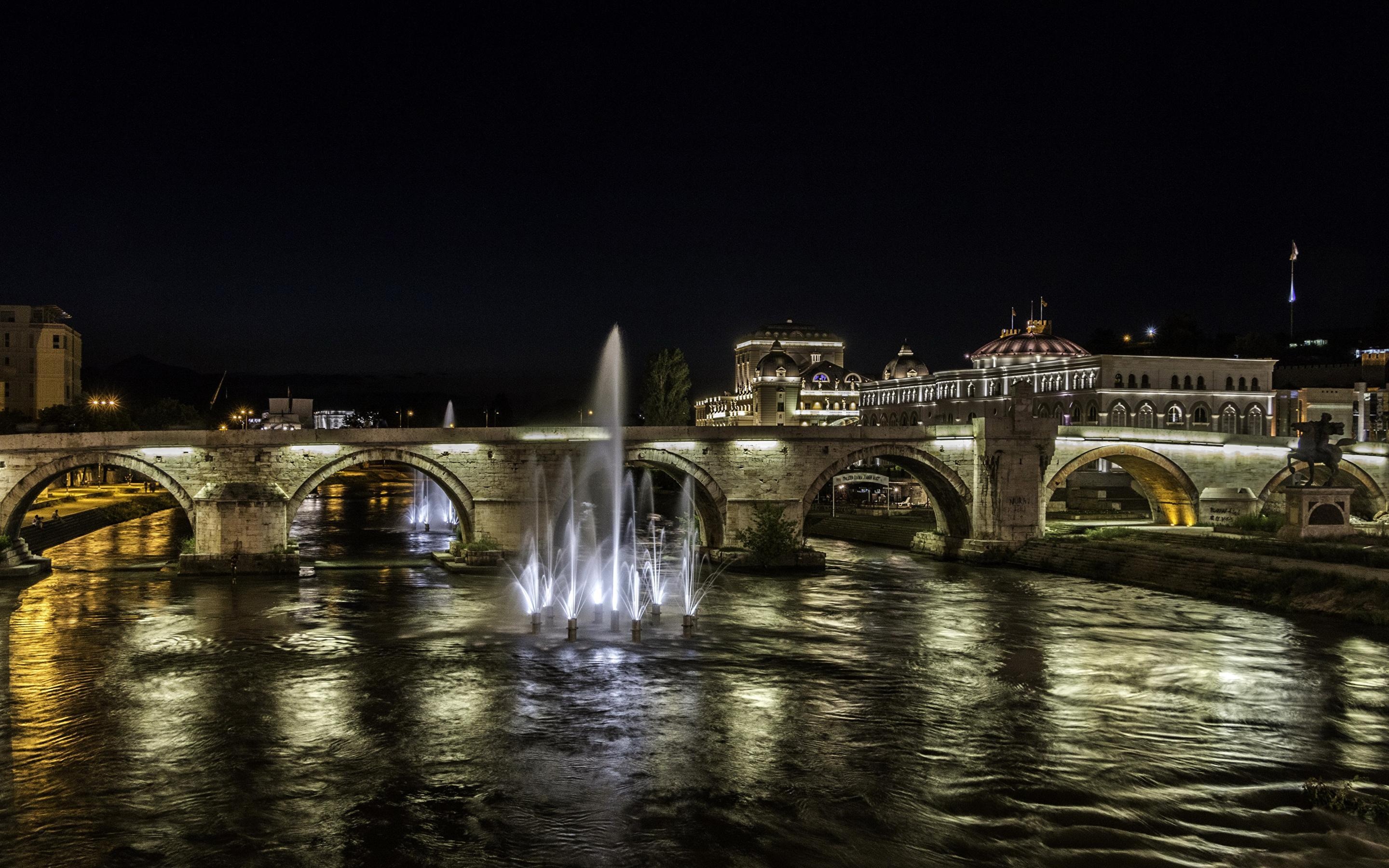 Skopje, Cultural gem, Architectural marvels, Rich historical heritage, 2880x1800 HD Desktop