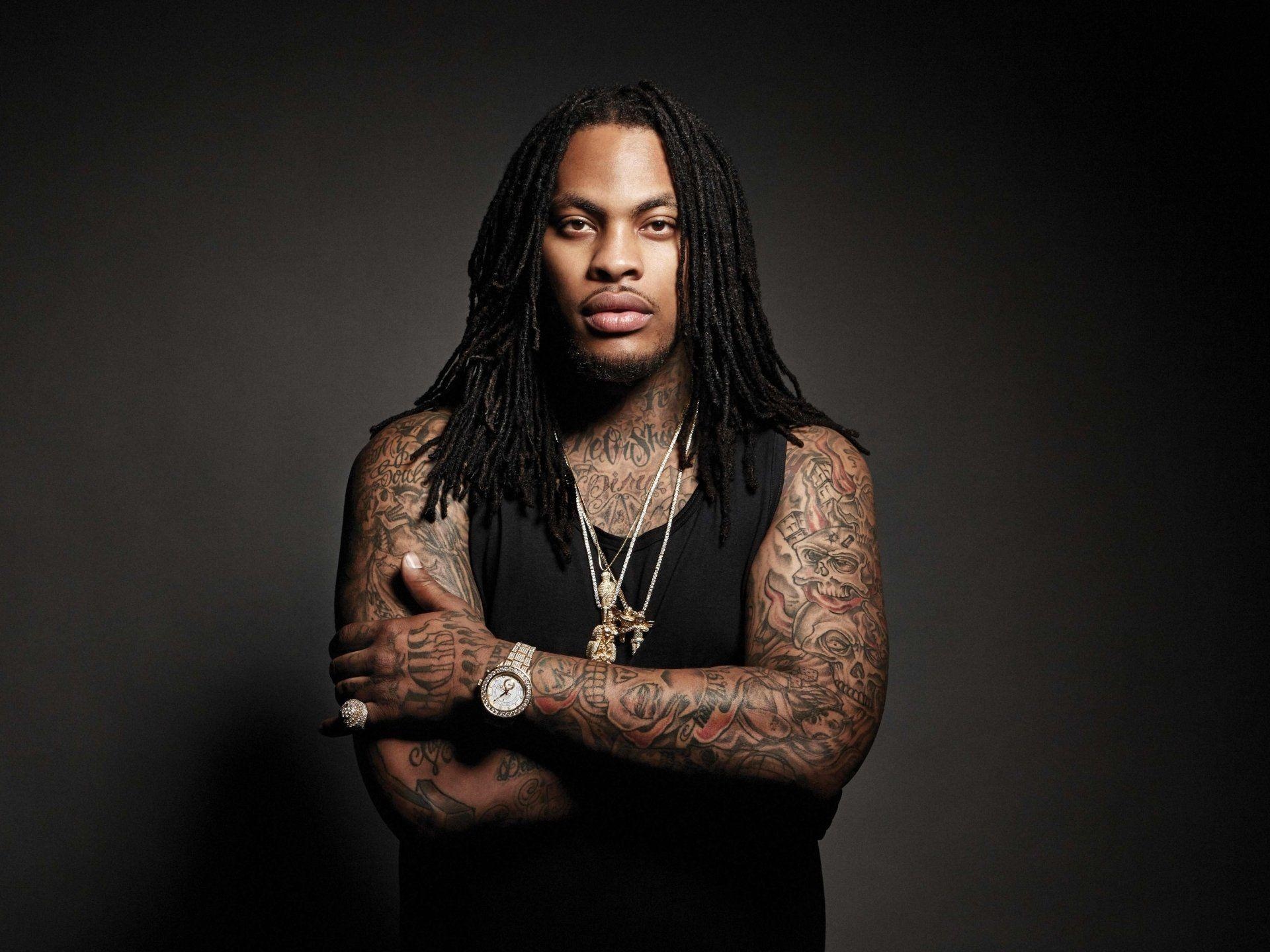 Waka Flocka Flame, Hip-hop powerhouse, Chart-topping hits, High-energy shows, 1920x1440 HD Desktop