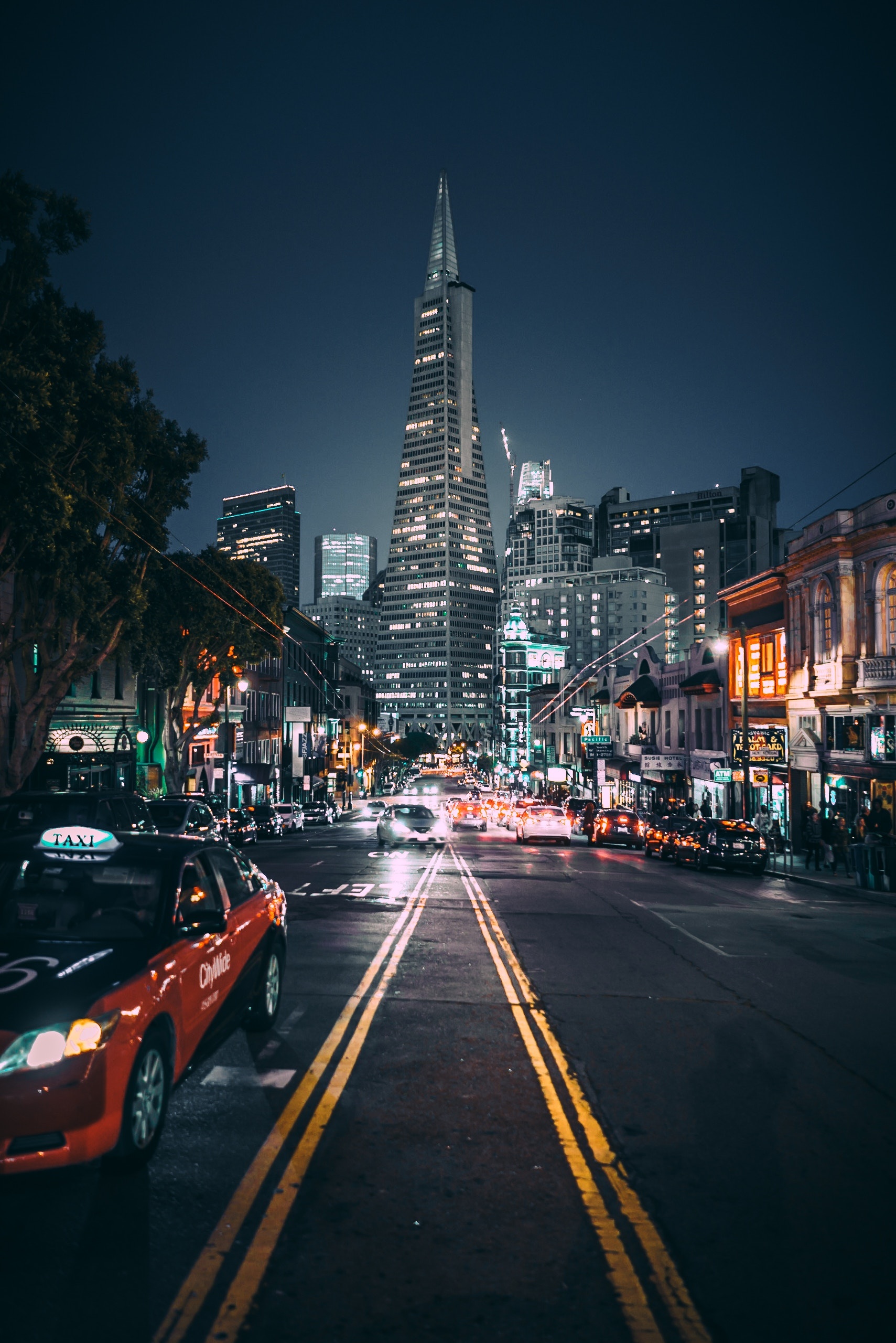 Transamerica Pyramid, San Francisco Wallpaper, 1710x2560 HD Phone