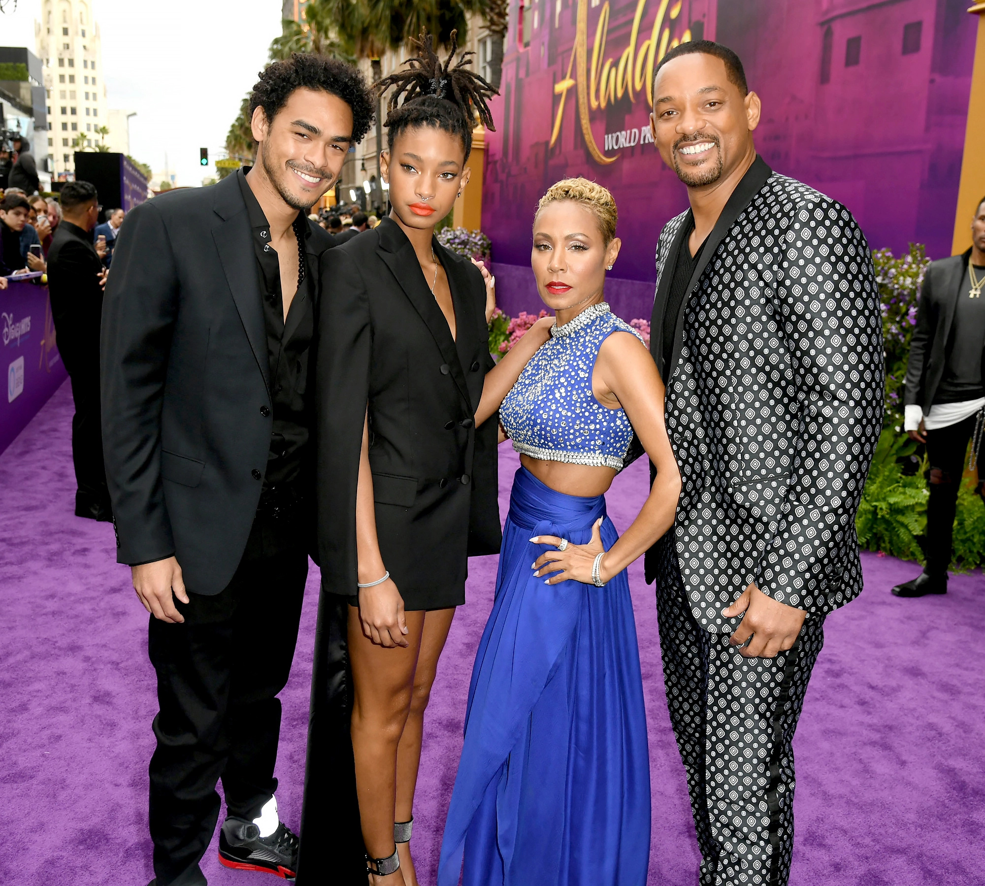 Willow Smith, Supportive family, Aladdin premiere, 2000x1800 HD Desktop