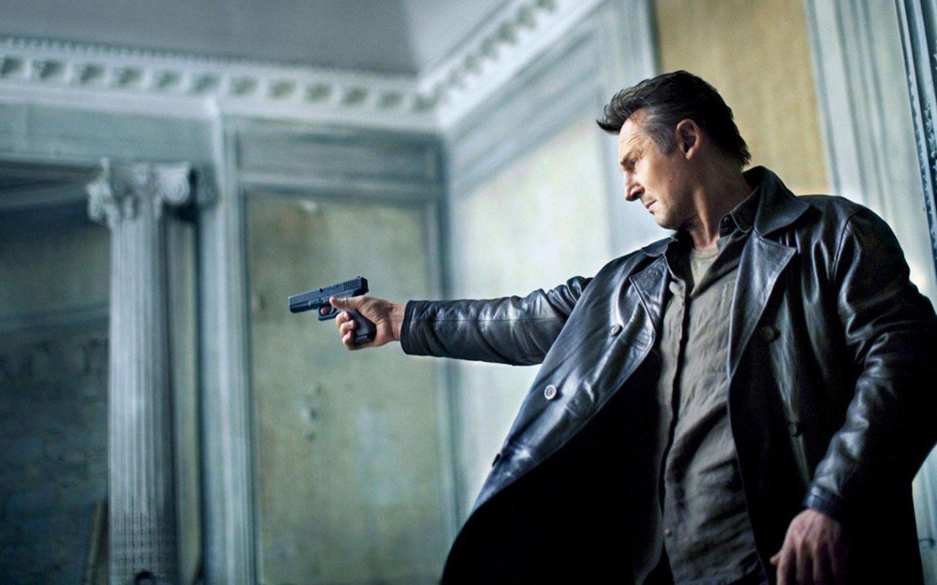 Liam Neeson, Widescreen desktop wallpaper, High resolution, 1920x1200 HD Desktop