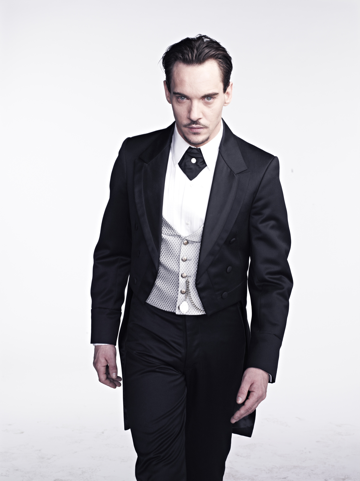 Jonathan Rhys Meyers, Dracula, NBC series, Fanpop photo, 1500x2000 HD Phone