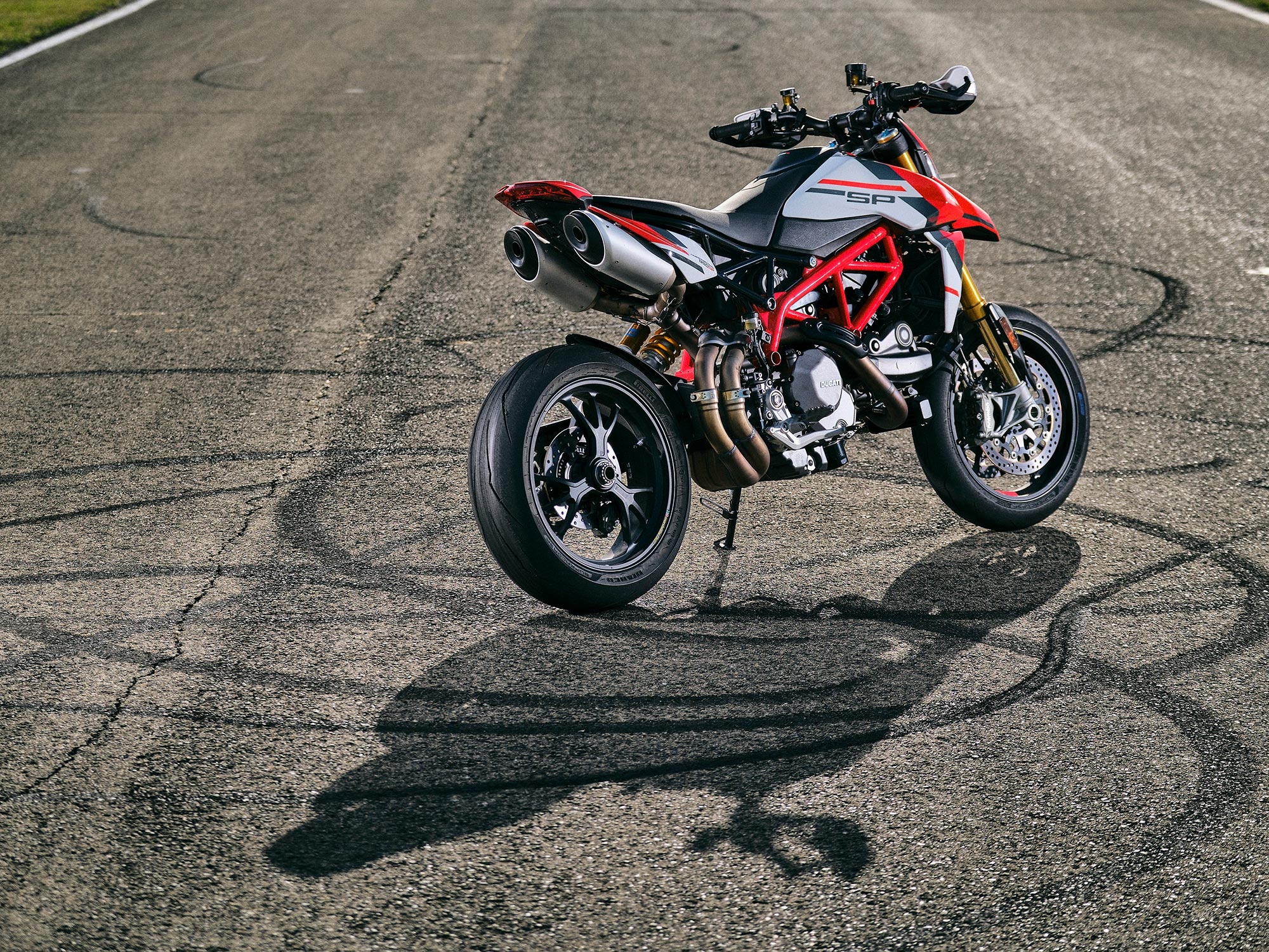 Drift Marks, Ducati Hypermotard 950 Wallpaper, 2000x1500 HD Desktop