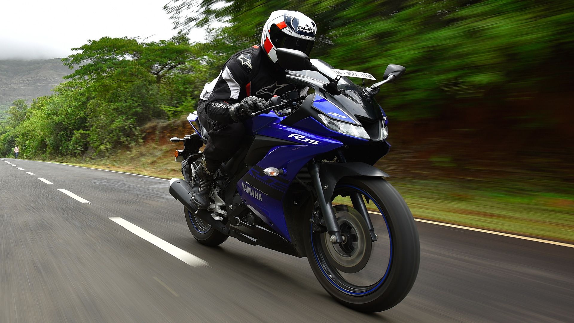 Yamaha YZF-R15, Racing excellence, Dynamic performance, Thrilling ride, 1920x1080 Full HD Desktop