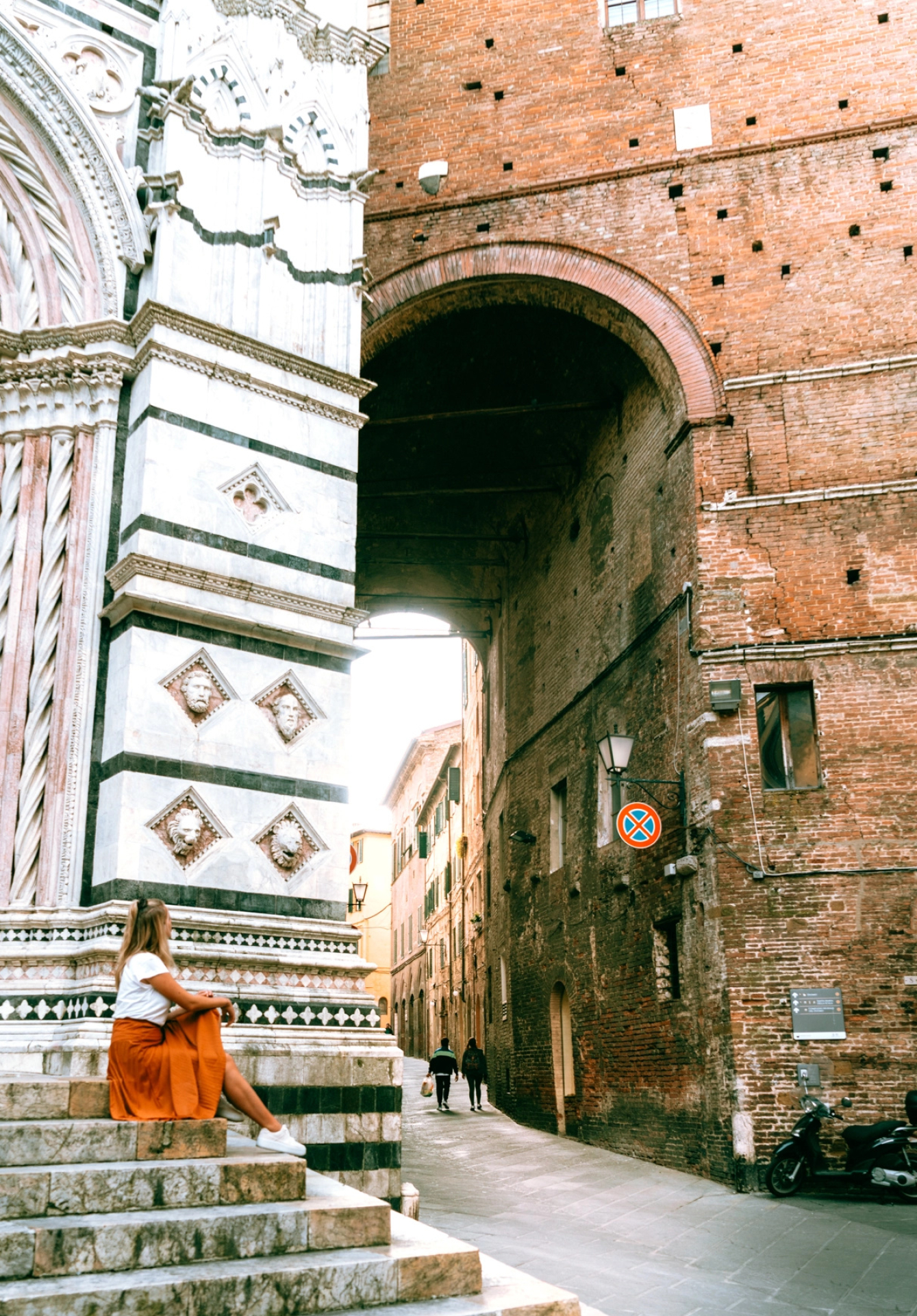 Siena travel guide, Historical sights, Tuscan city, Must-visit places, 1340x1920 HD Phone