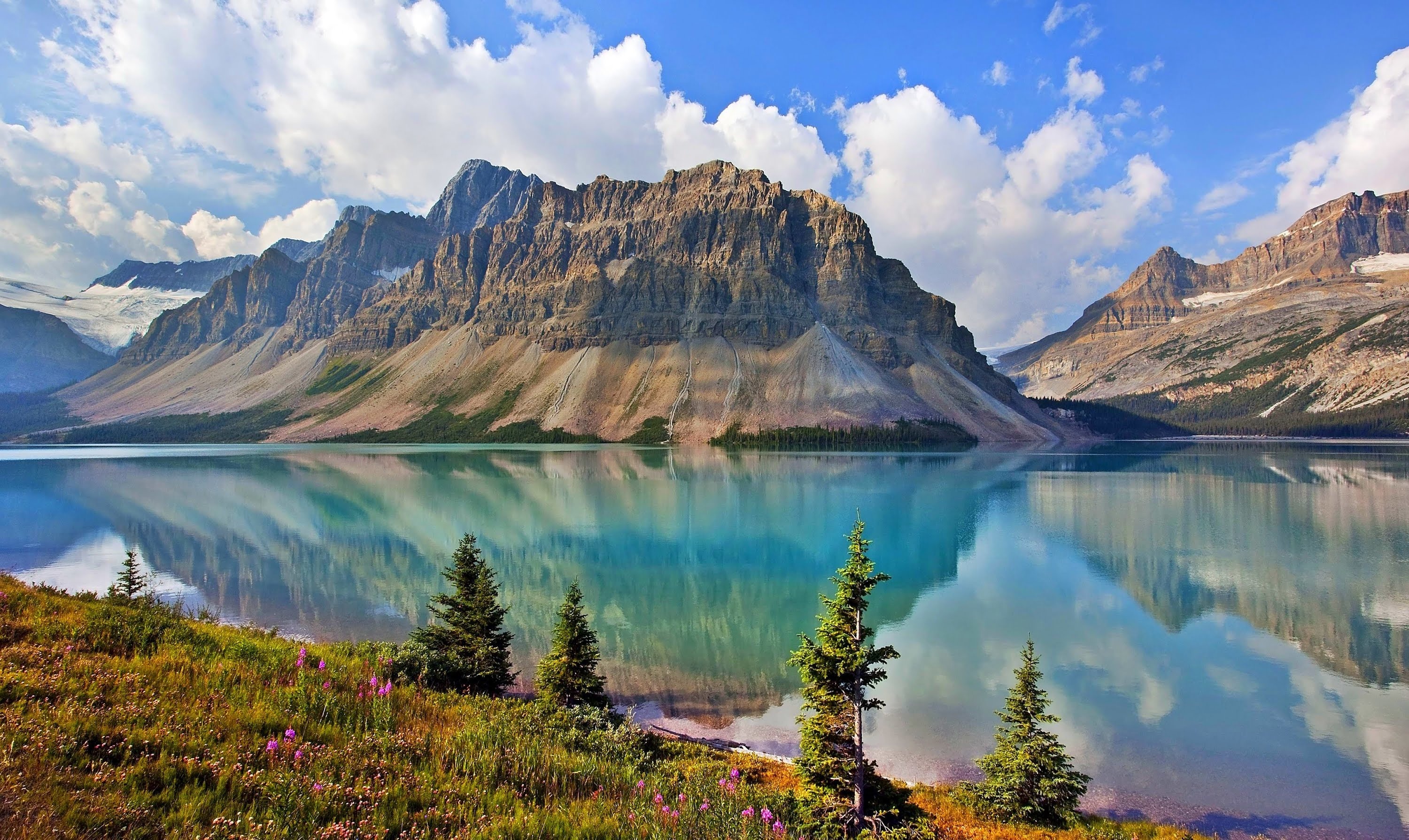 Canada travels, Bow Lake splendor, Majestic mountains, Crystal-clear waters, 3000x1790 HD Desktop