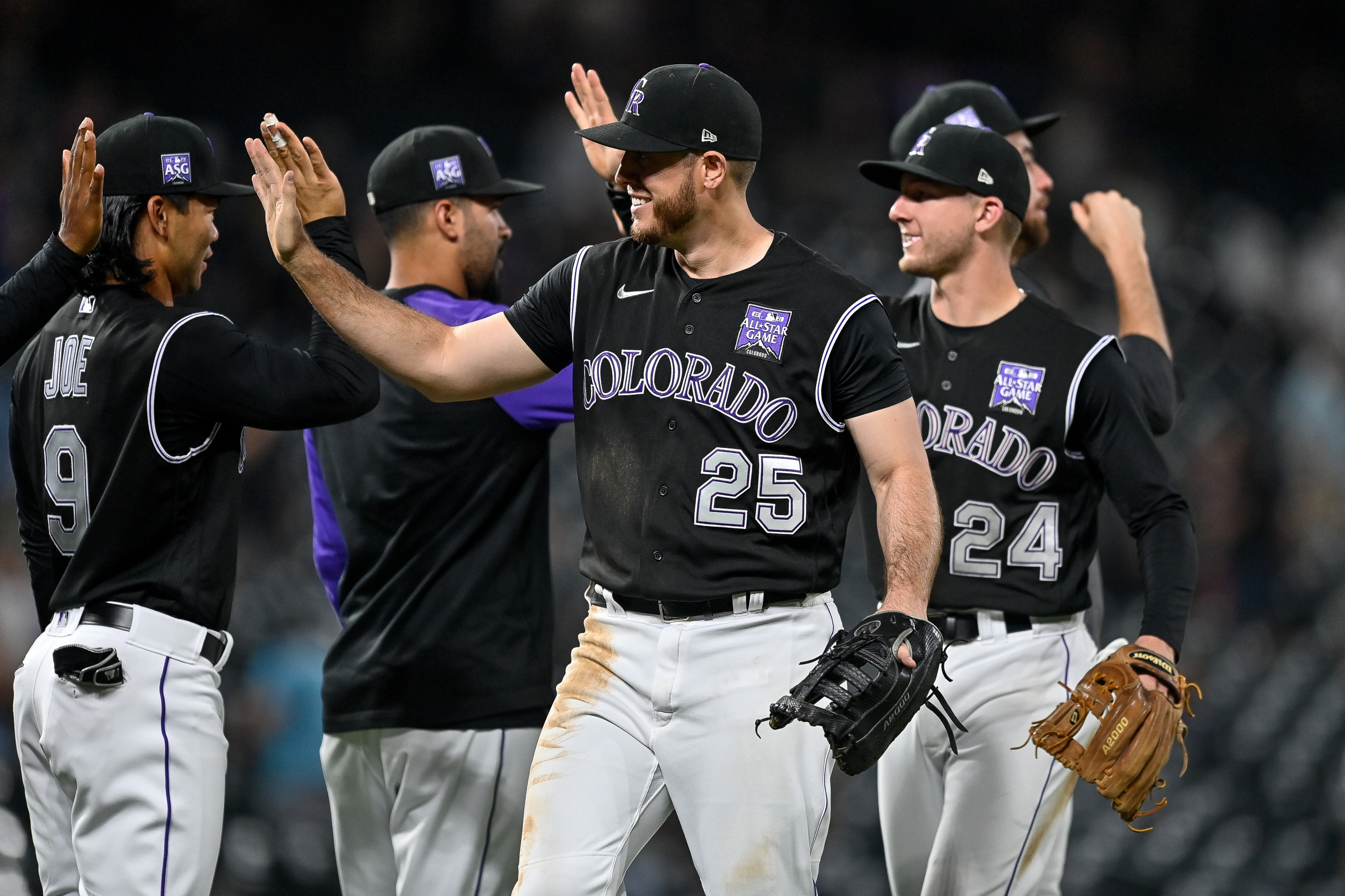 Colorado Rockies, Black vests, City connects, Unique initiative, 3200x2140 HD Desktop