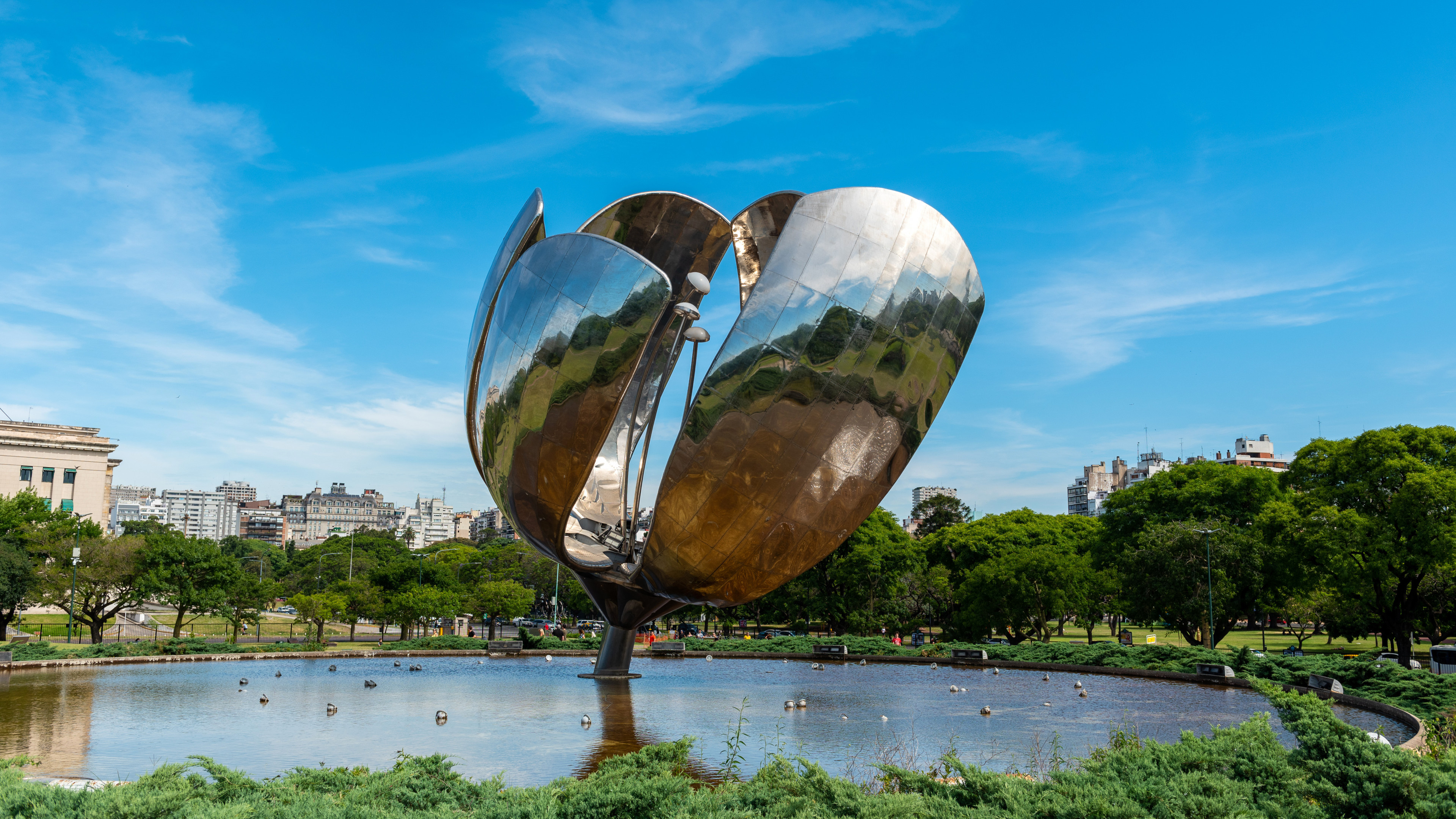 Floralis Generica, Buenos Aires, Argentina, 3840x2160 4K Desktop