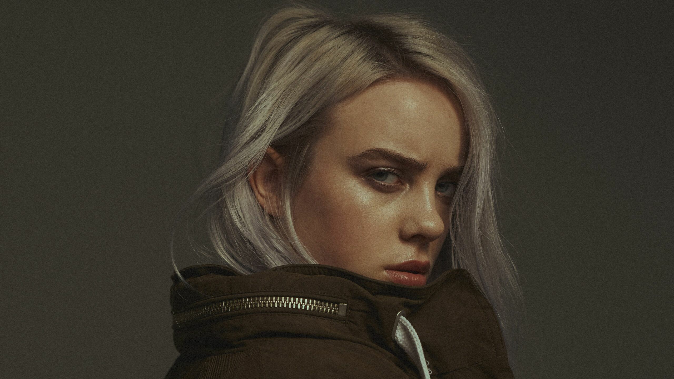 Billie Eilish, Cool, White hair, Screensavers, 2560x1440 HD Desktop